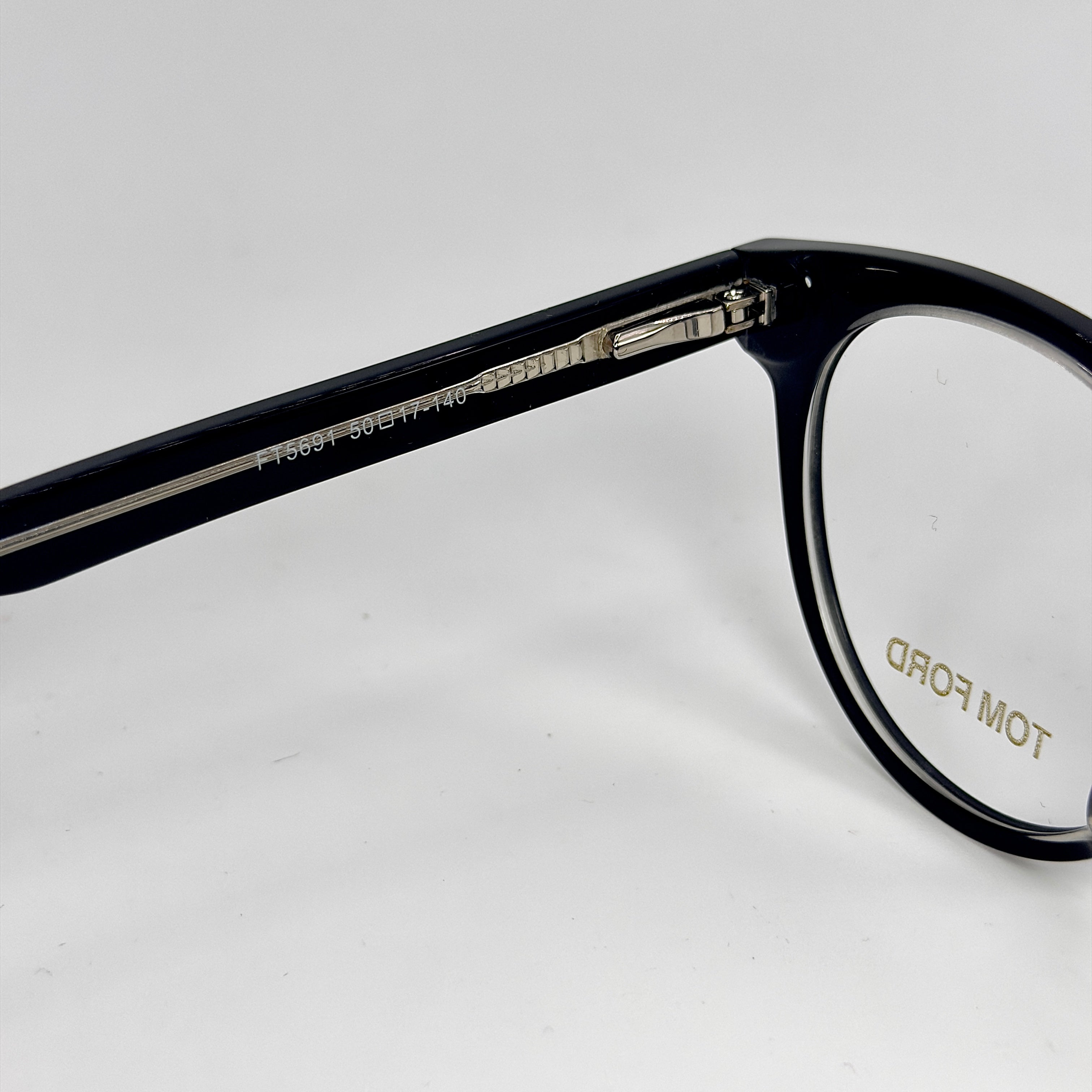 Tom Ford FT5691 – Acétate Handmade