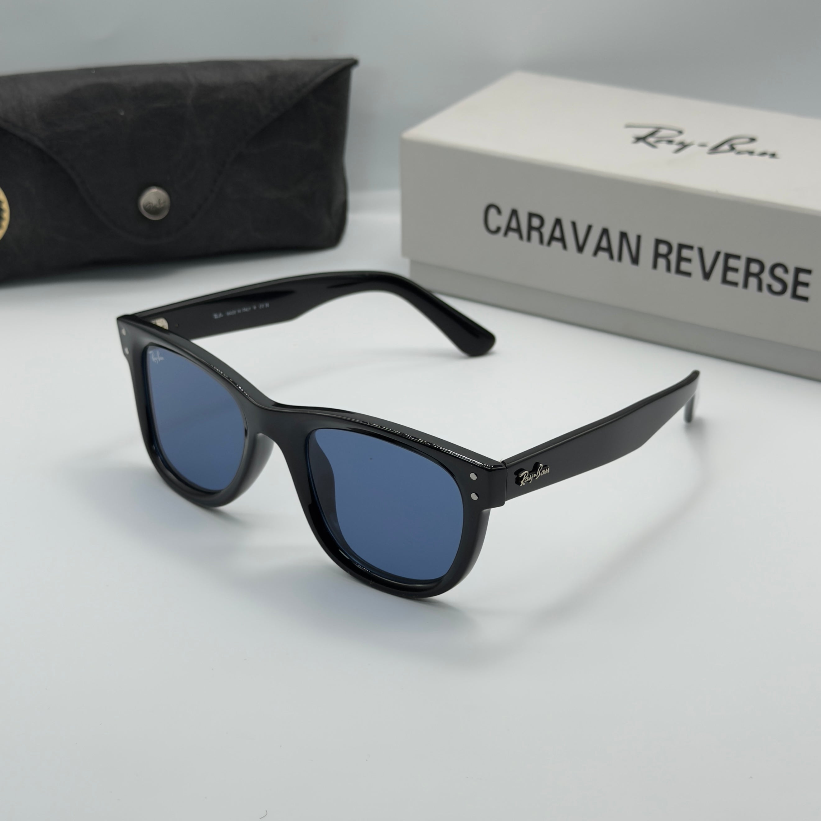 Ray-Ban Wayfarer Reverse - Black & Blue RB R0502S-F