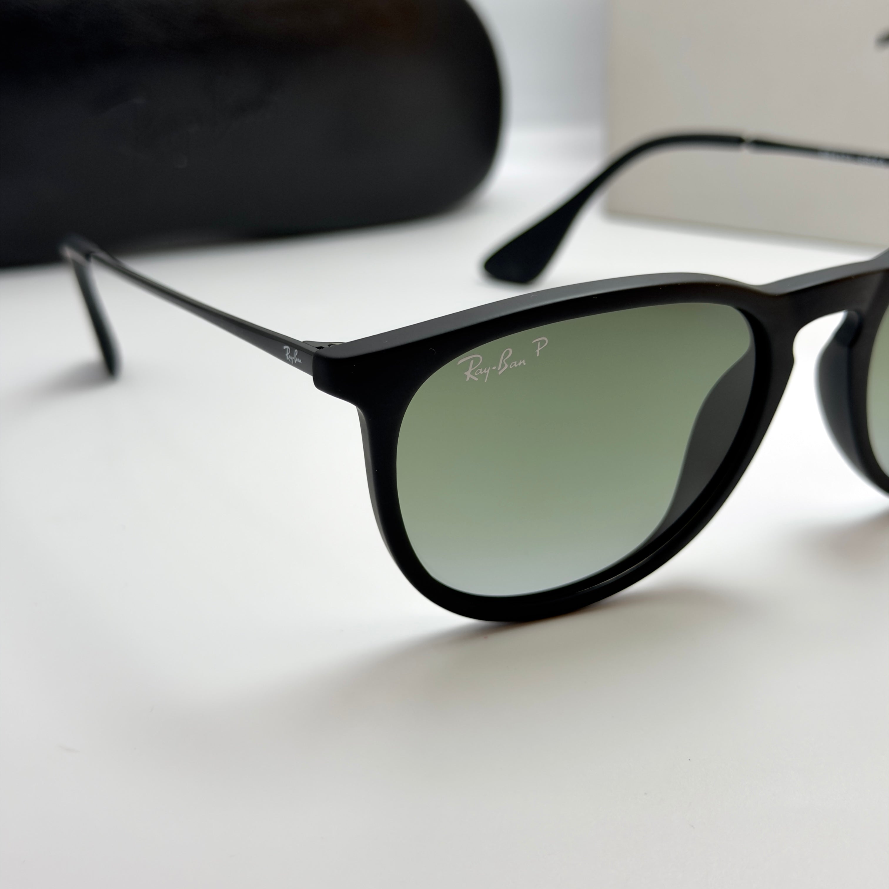 Ray-Ban Erika Classic Black & Classic Green