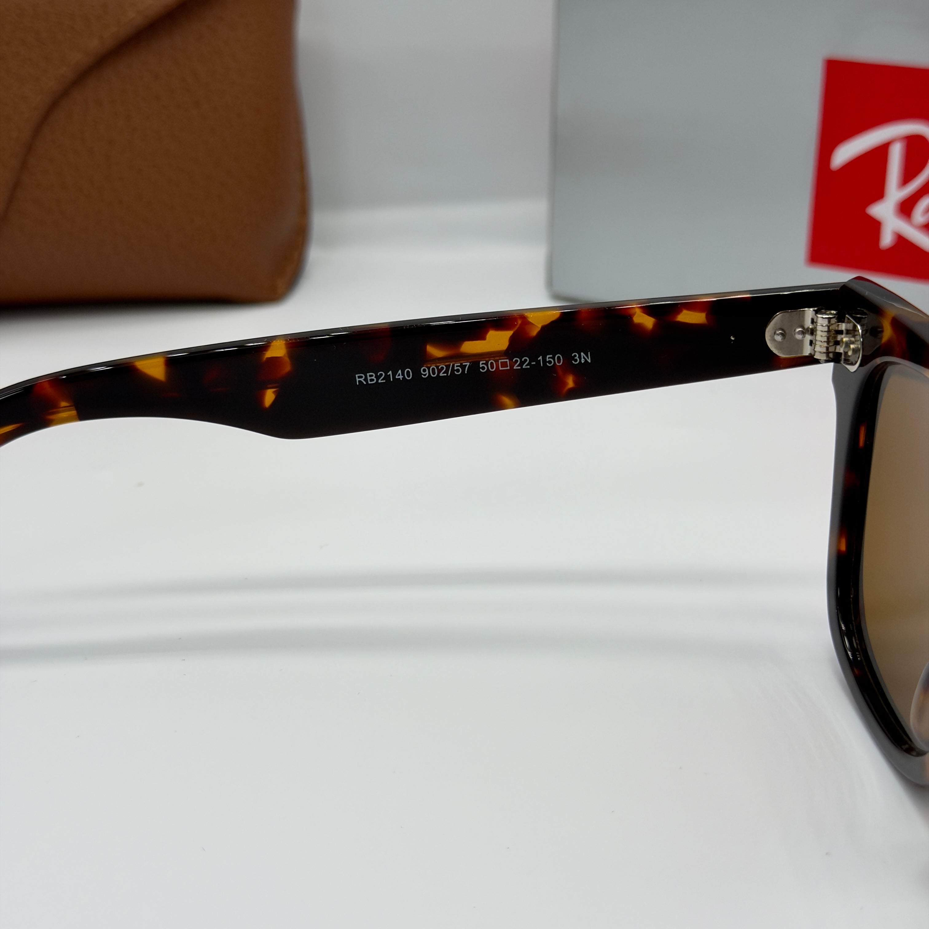 Ray-Ban Wayfarer (Finition Tortoise)