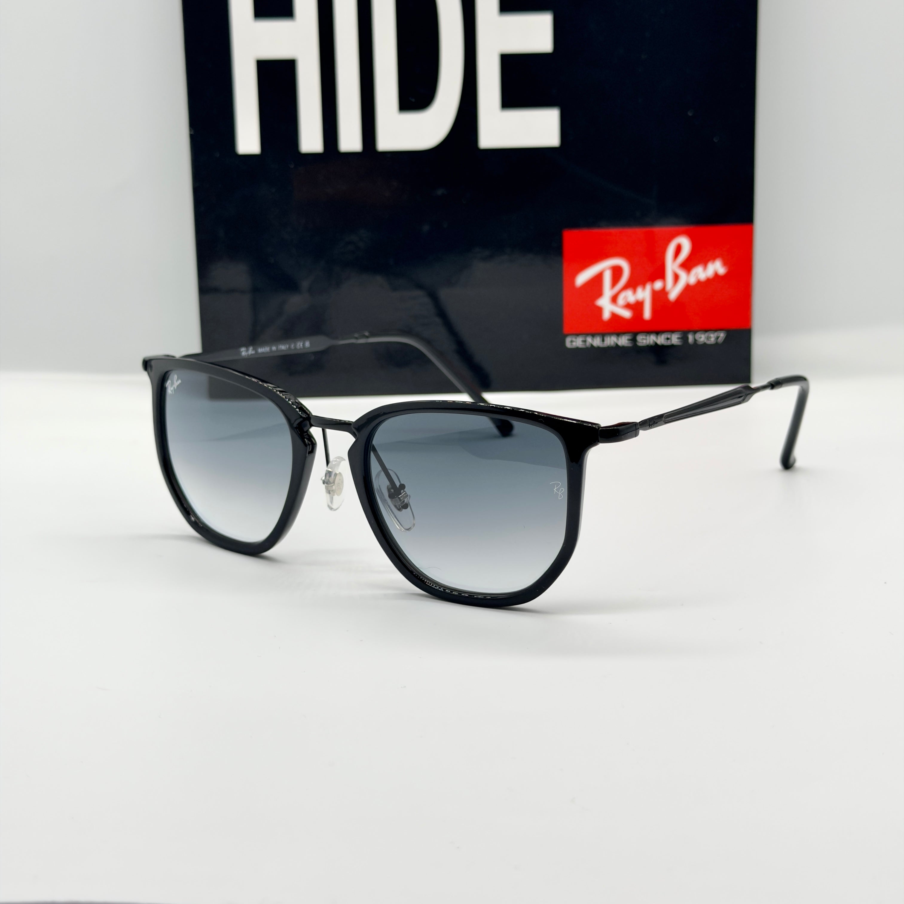 Ray-Ban RB4451 Black Grey Gradient