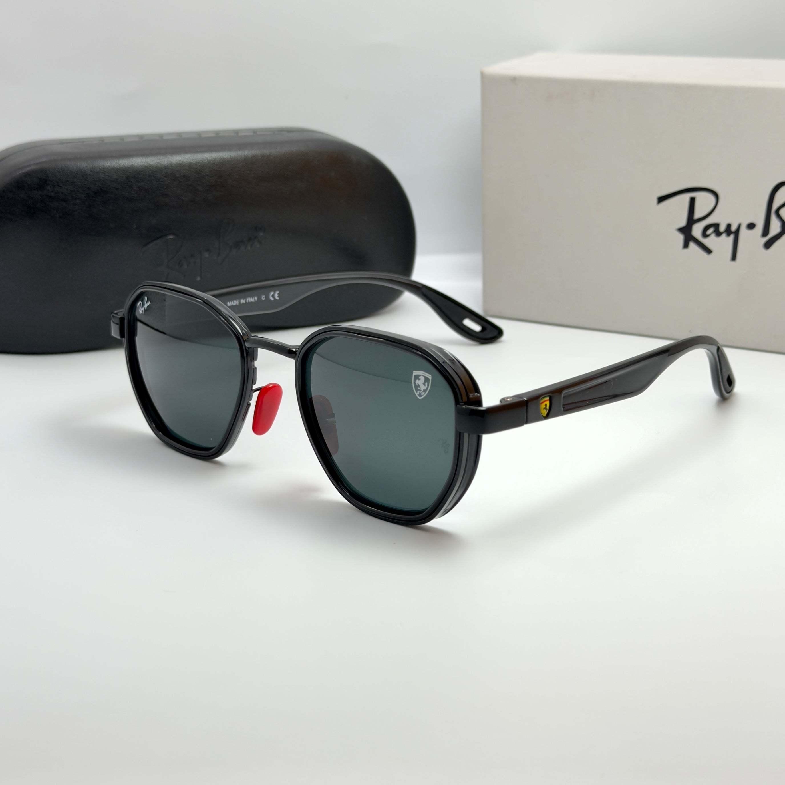 Ray-Ban Scuderia Ferrari Edition – RB3674-M Black & Red