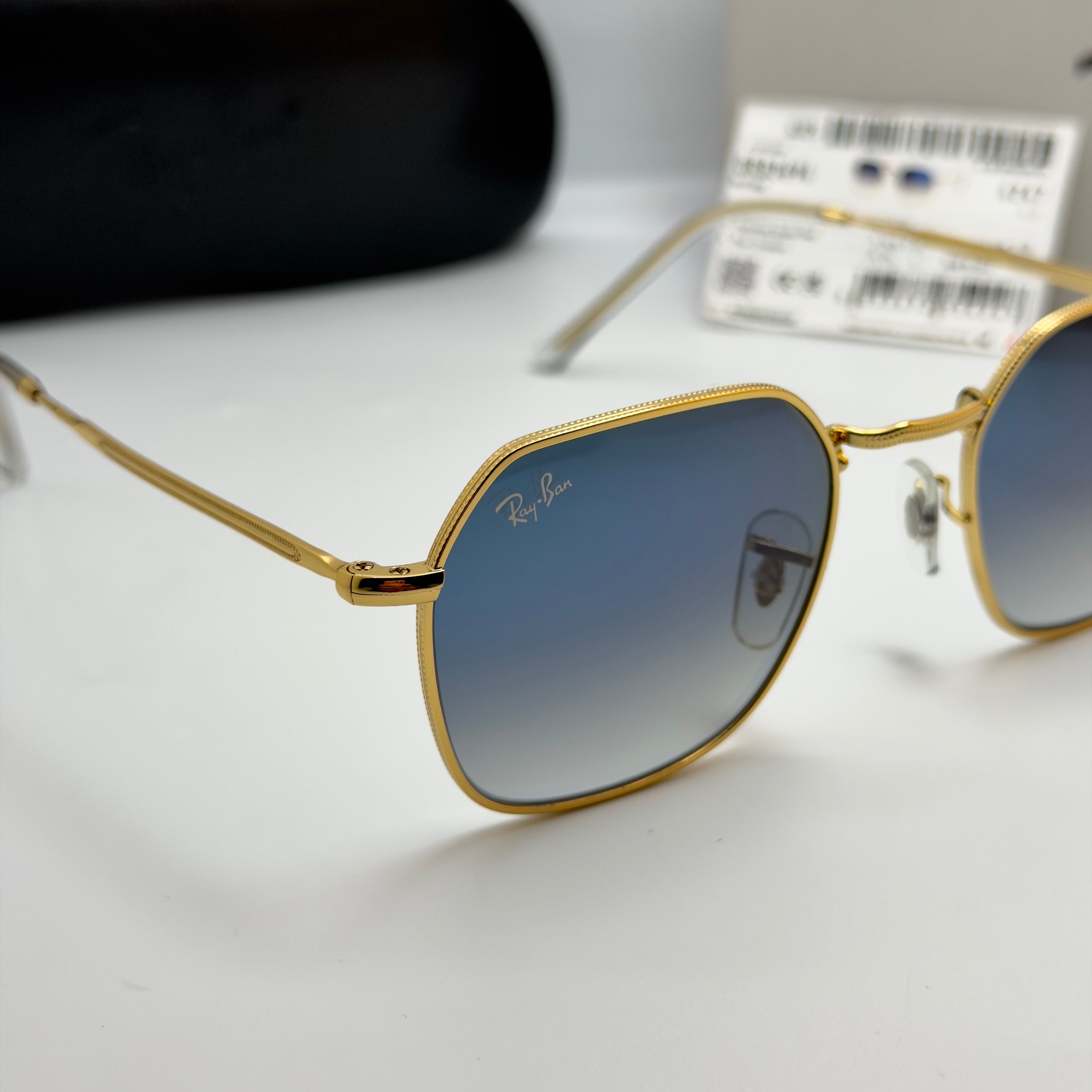 Ray-Ban RB3694 (Silhouette Géométrique)