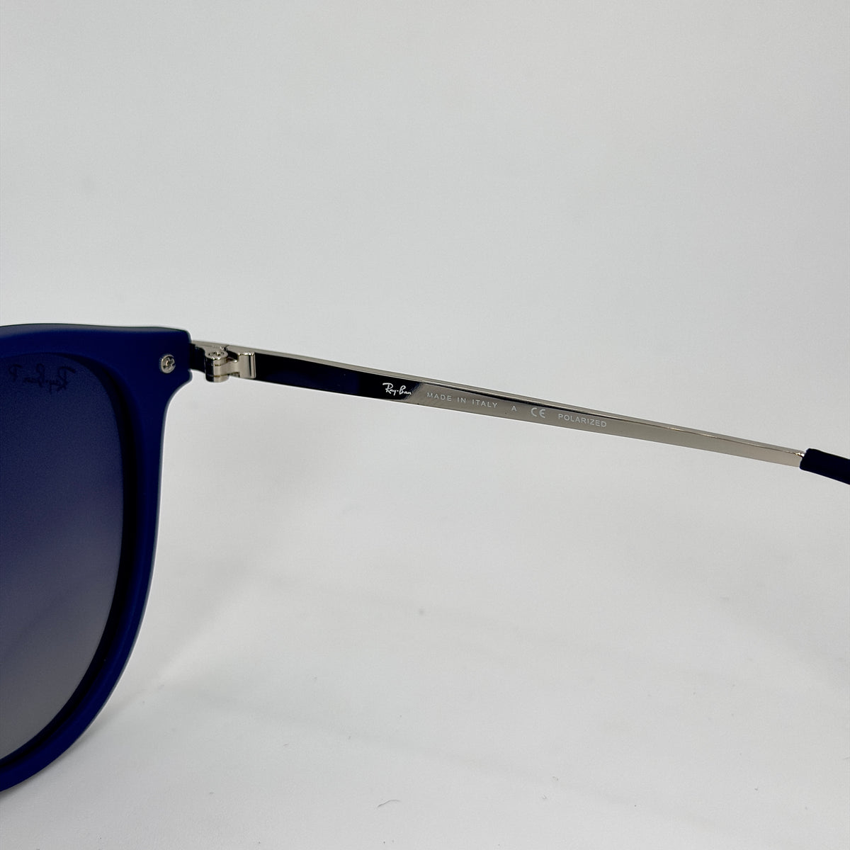 Ray-Ban RB 4334D Polarisé