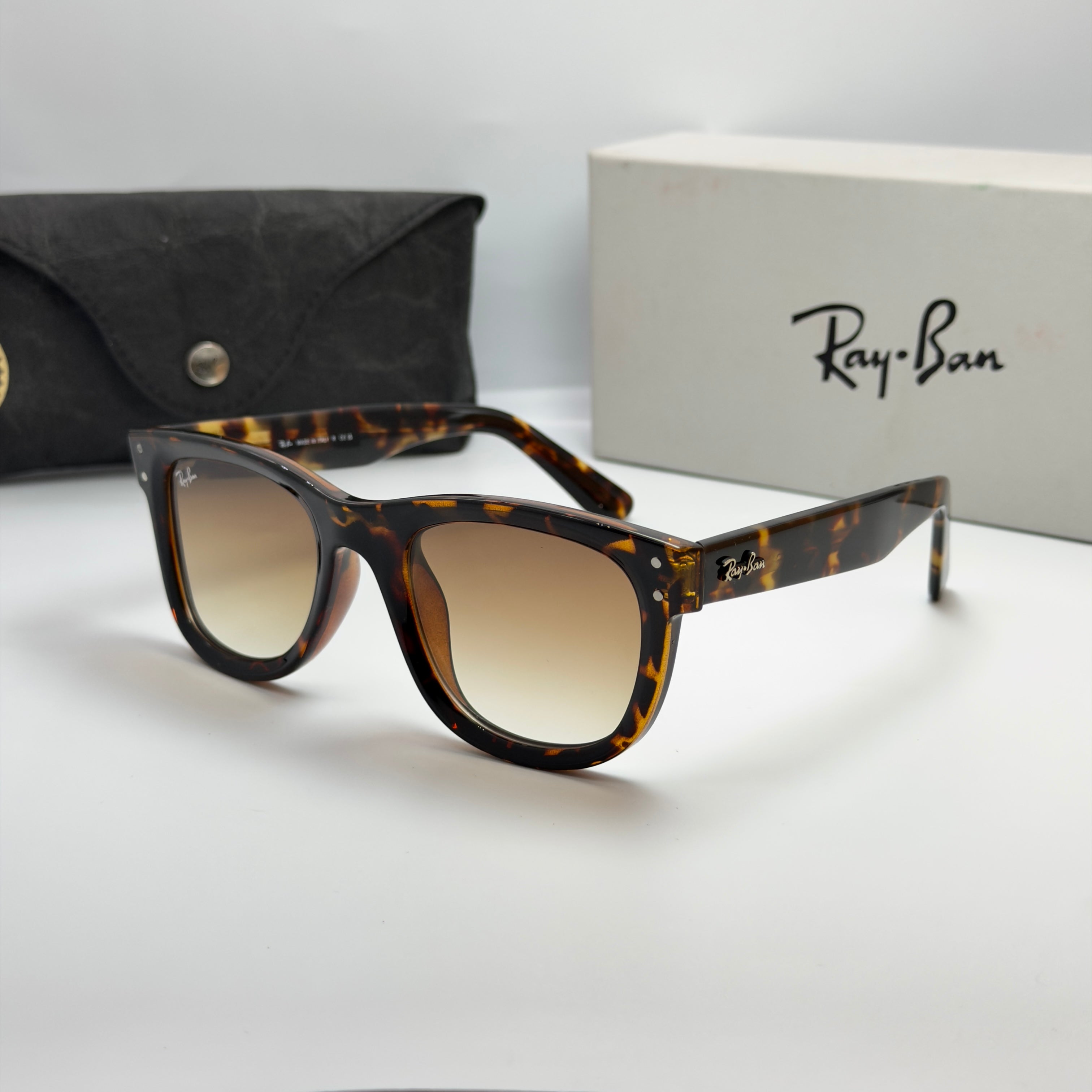 Ray-Ban Wayfarer Reverse (Réf : R0502S-F)