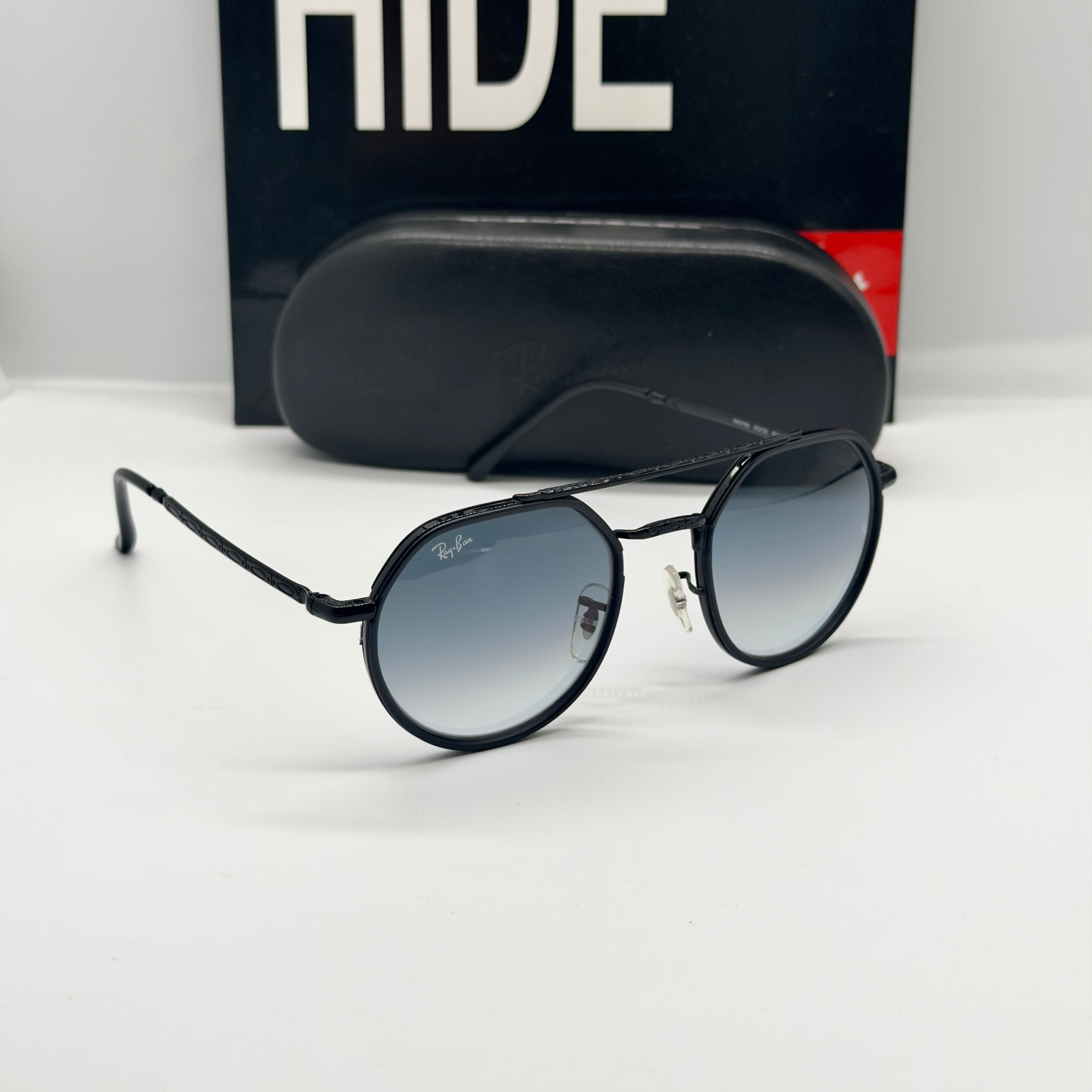 RB3765 – Noir Brillant / Verres Bleu Dégradé