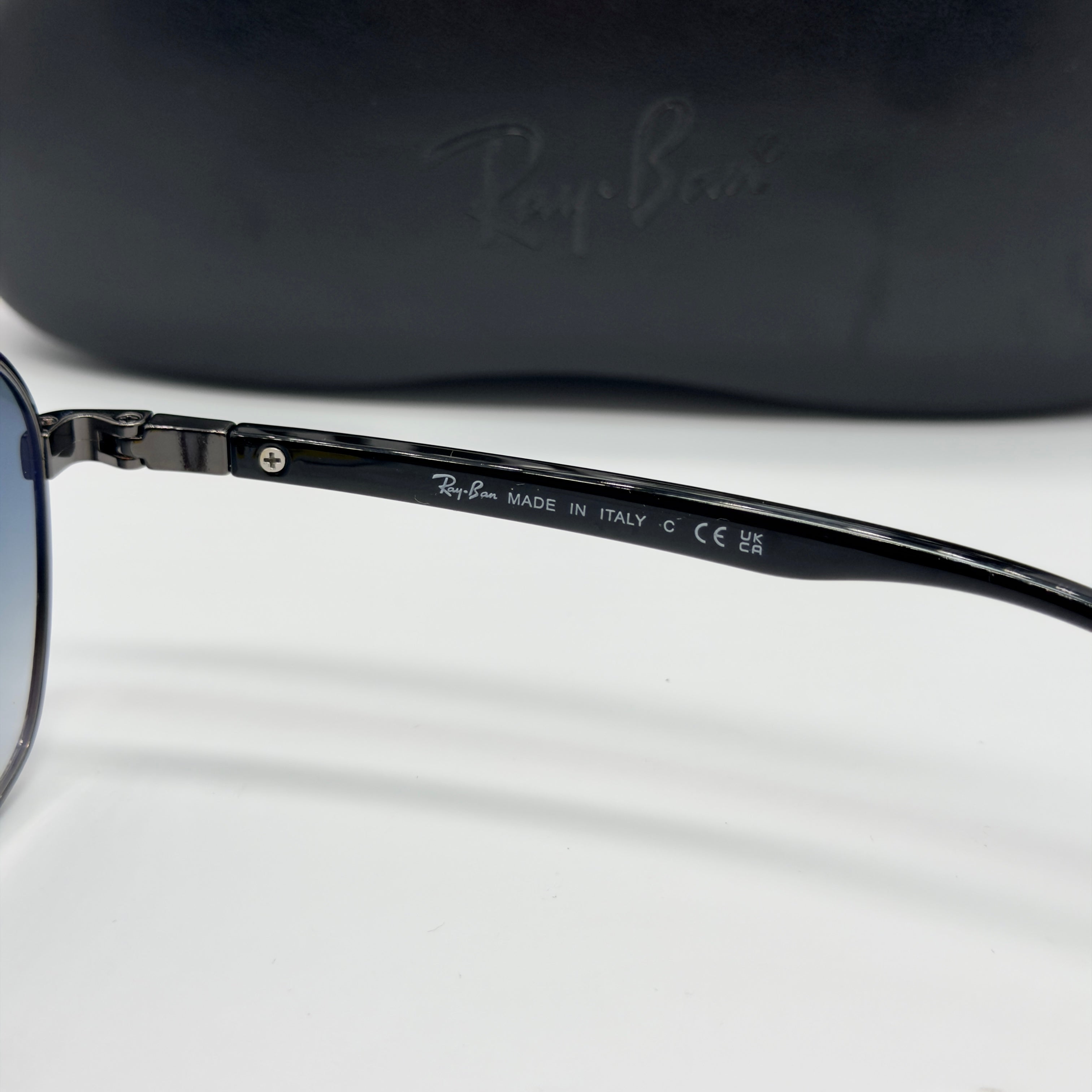 RB3794-M F095/32 – Verres Gris Dégradés