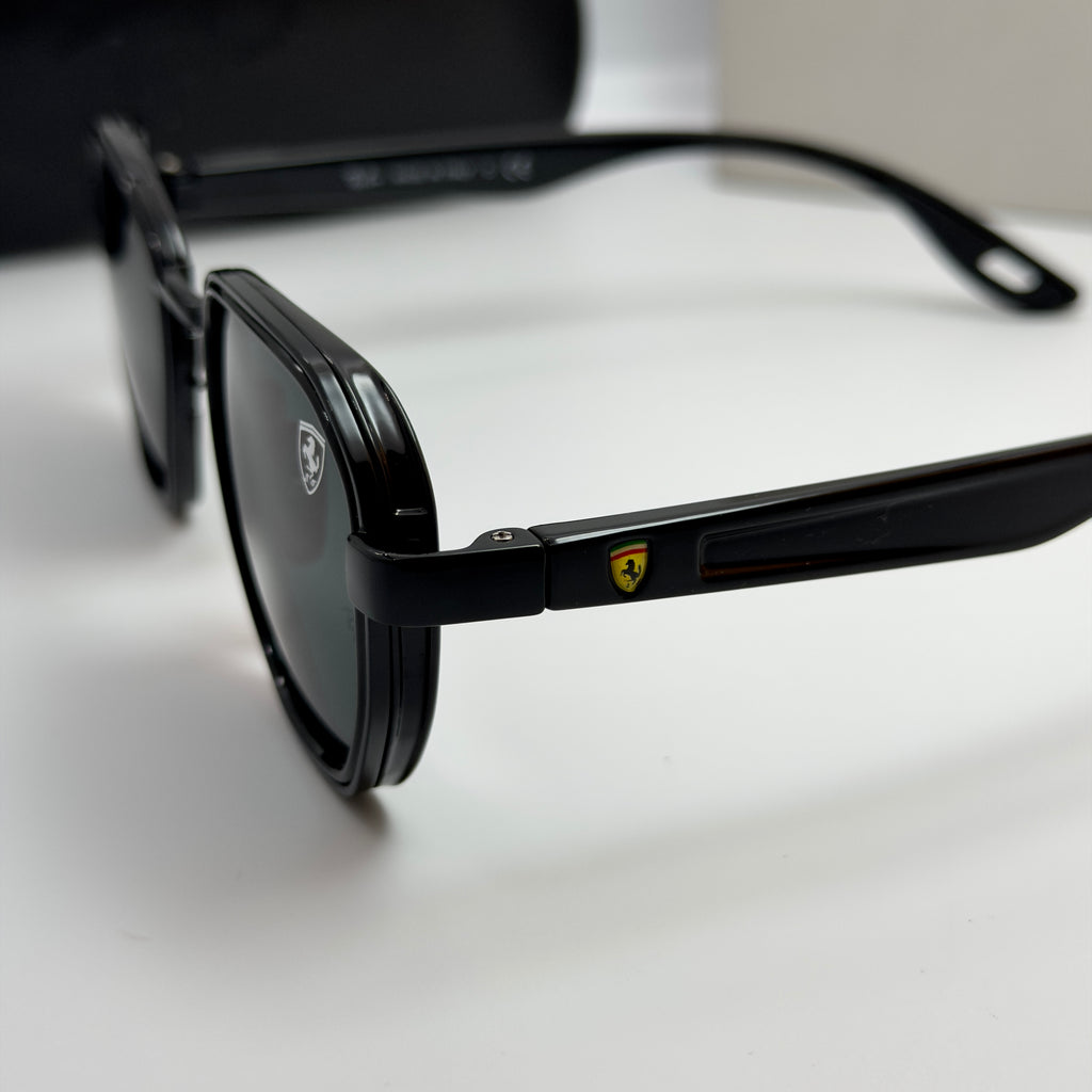 Ray-Ban Scuderia Ferrari Edition – RB3674-M Black & Red