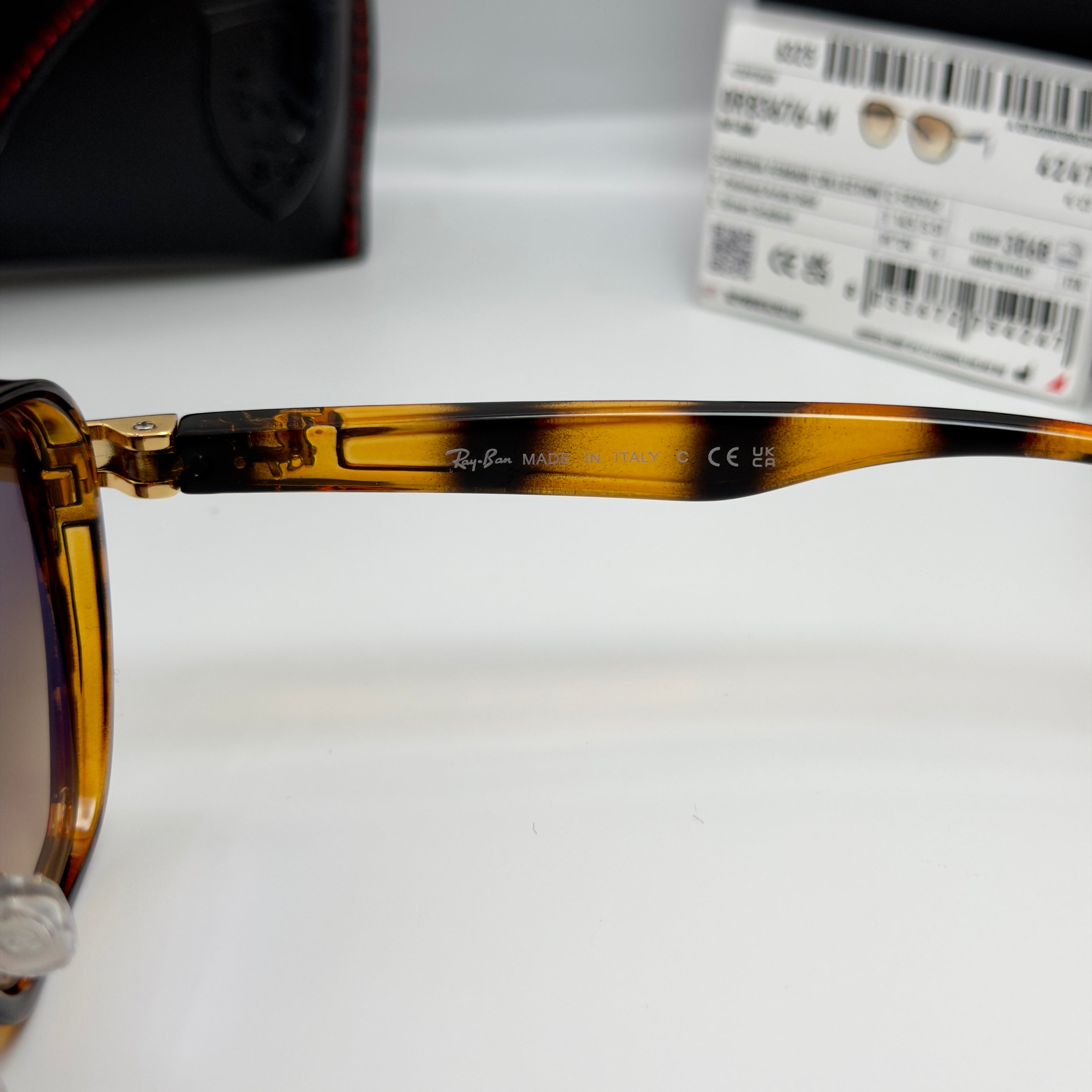 Ray-Ban Scuderia Ferrari Édition – RB3676-M Tortoise & Gold