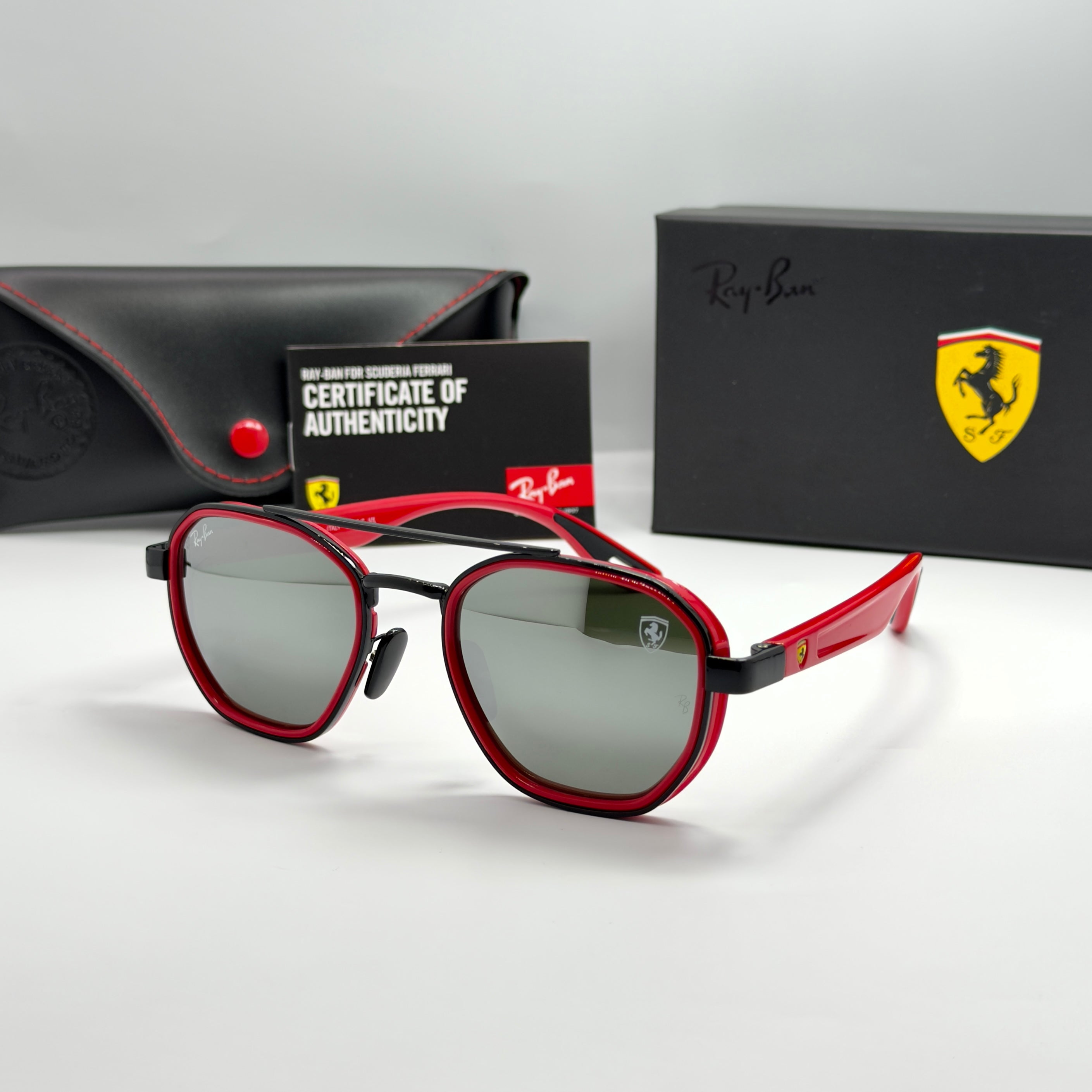 Ray-Ban Scuderia Ferrari — RB3676-M F002/6G