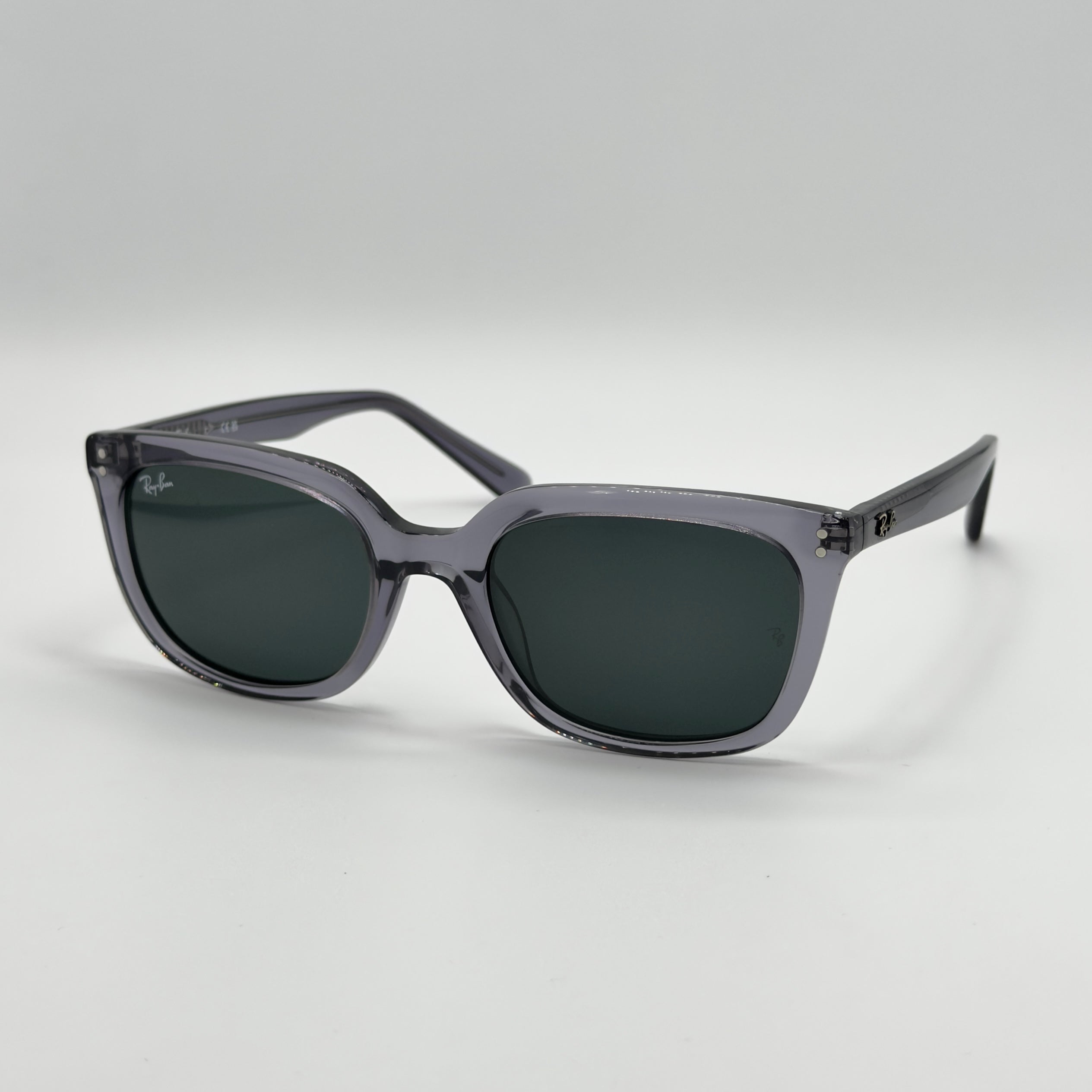 RB4439D 6875/87 Carrée / Oversize