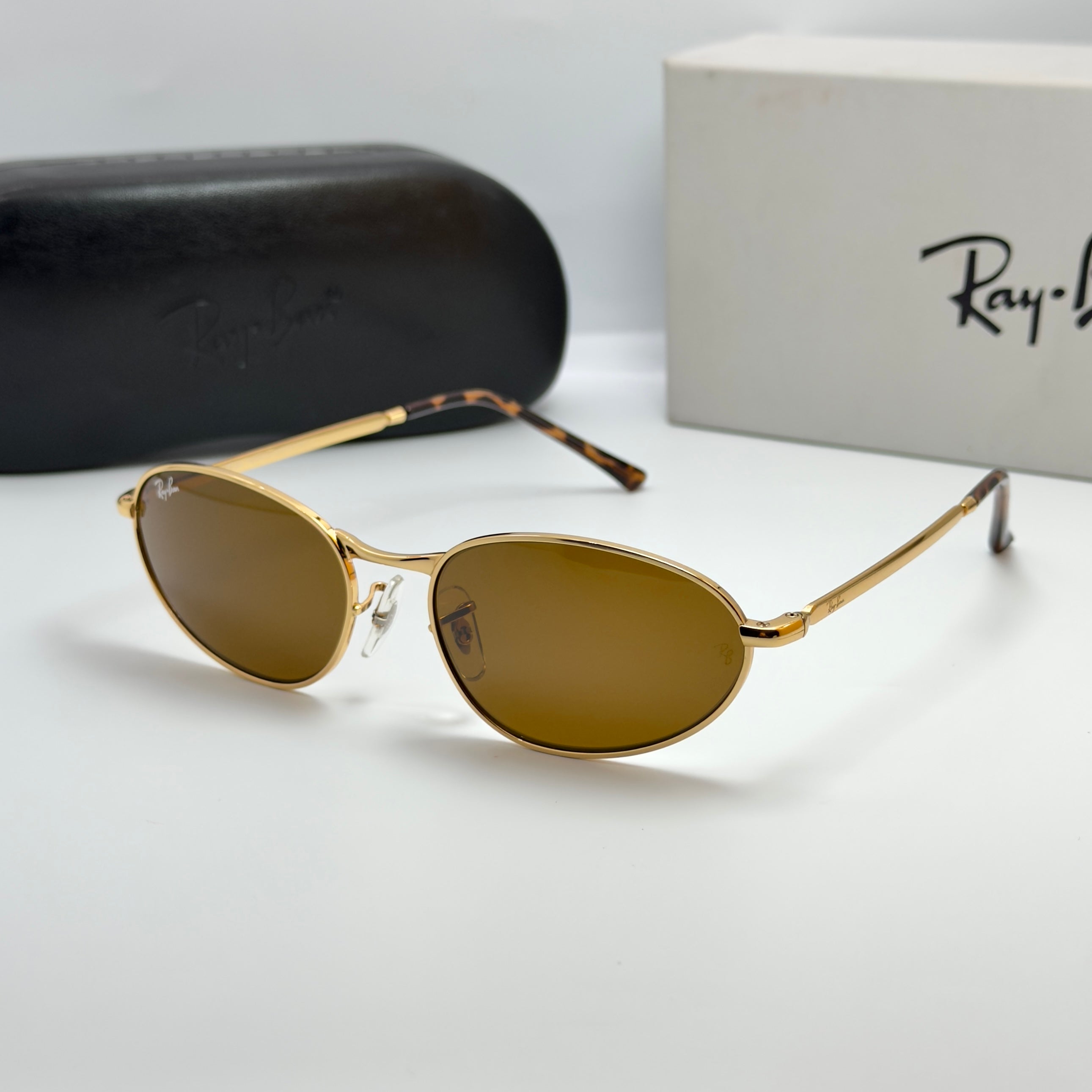 Ray-Ban RB3734 – Style Classique Or & Verres Marron