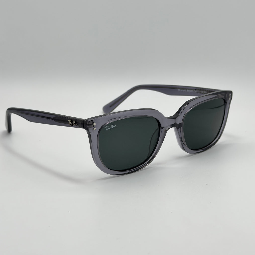 RB4439D 6875/87 Carrée / Oversize