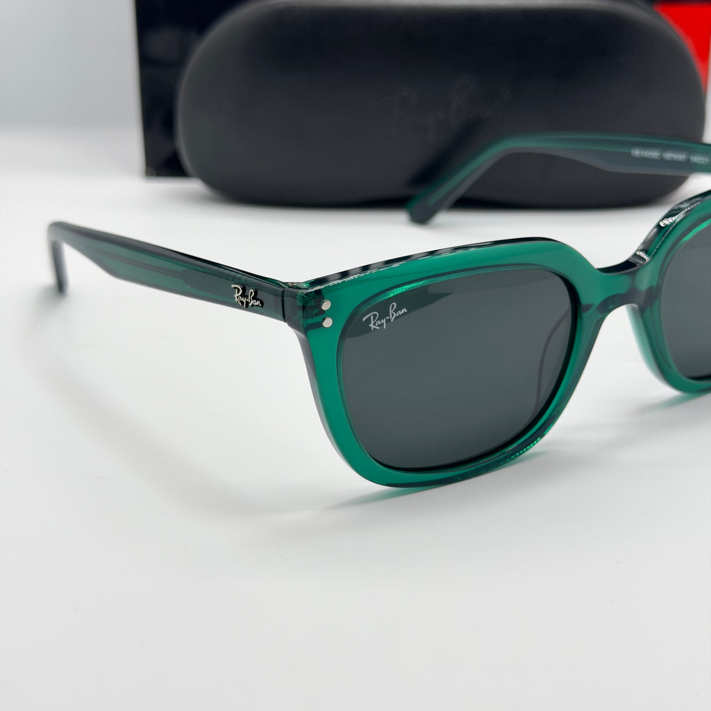 RB4439D Oversize Vert émeraude