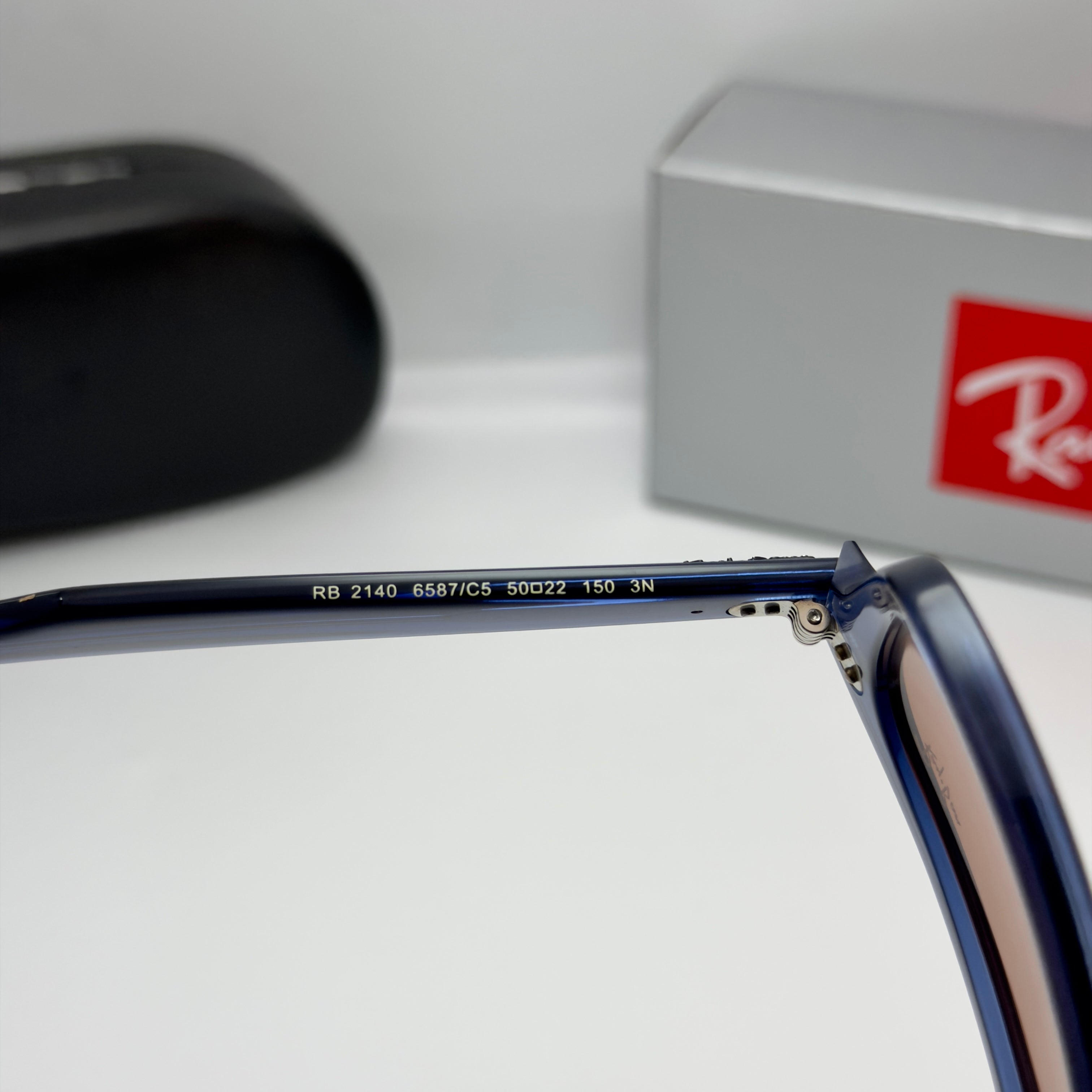Ray-Ban Wayfarer Crystal Blue RB 2140 6587/C5 (Taille 50-22)