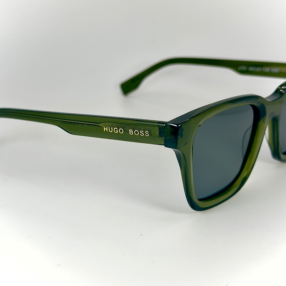 Hugo Boss L721 POLARIZED— polarisées vert transparent / olive