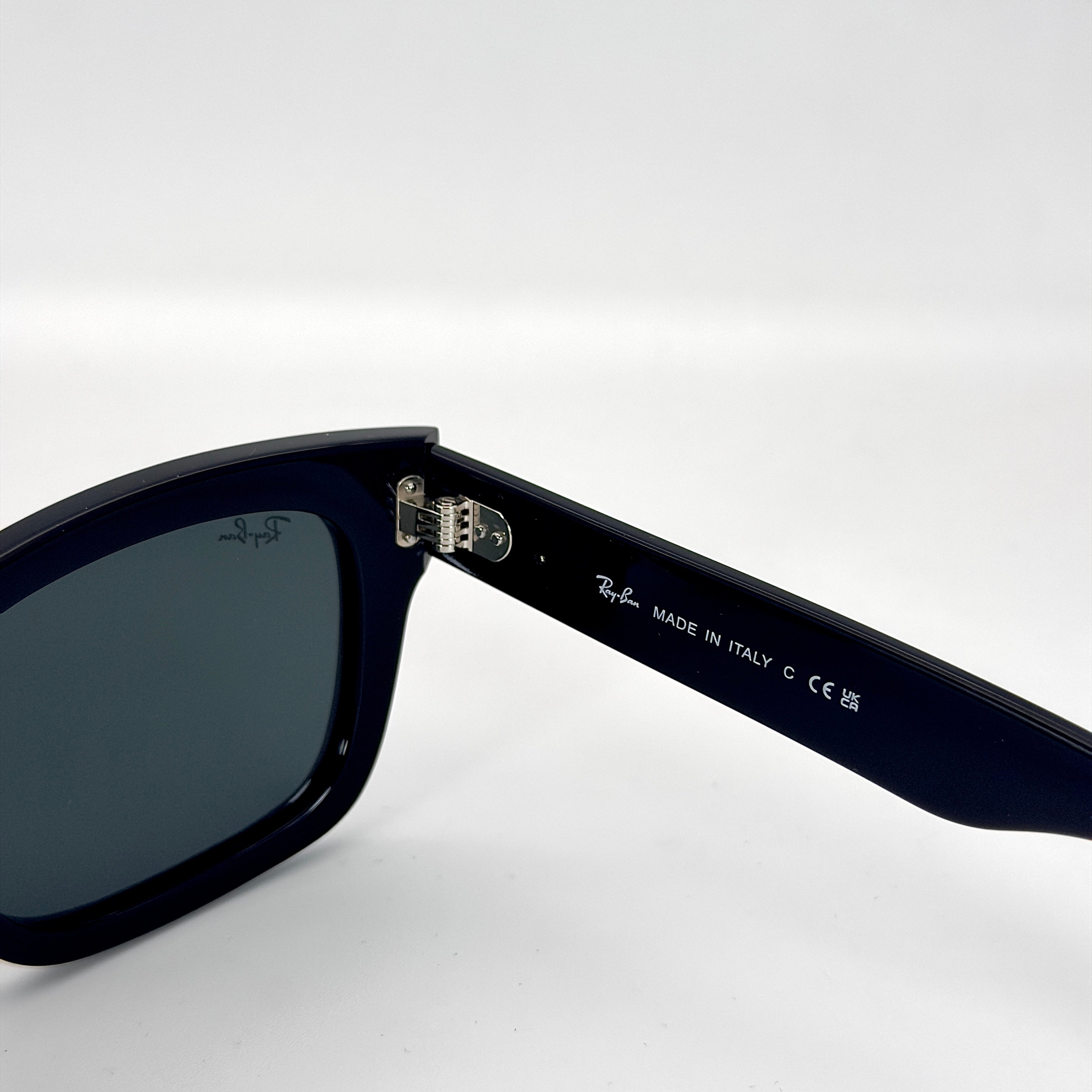 Ray-Ban Burbank RB2283