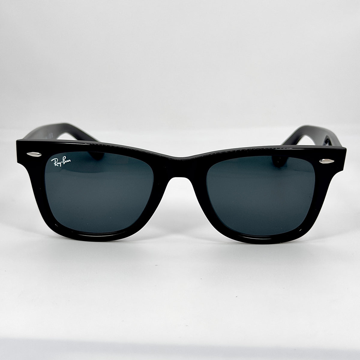 RB2140 Original Wayfarer Classic