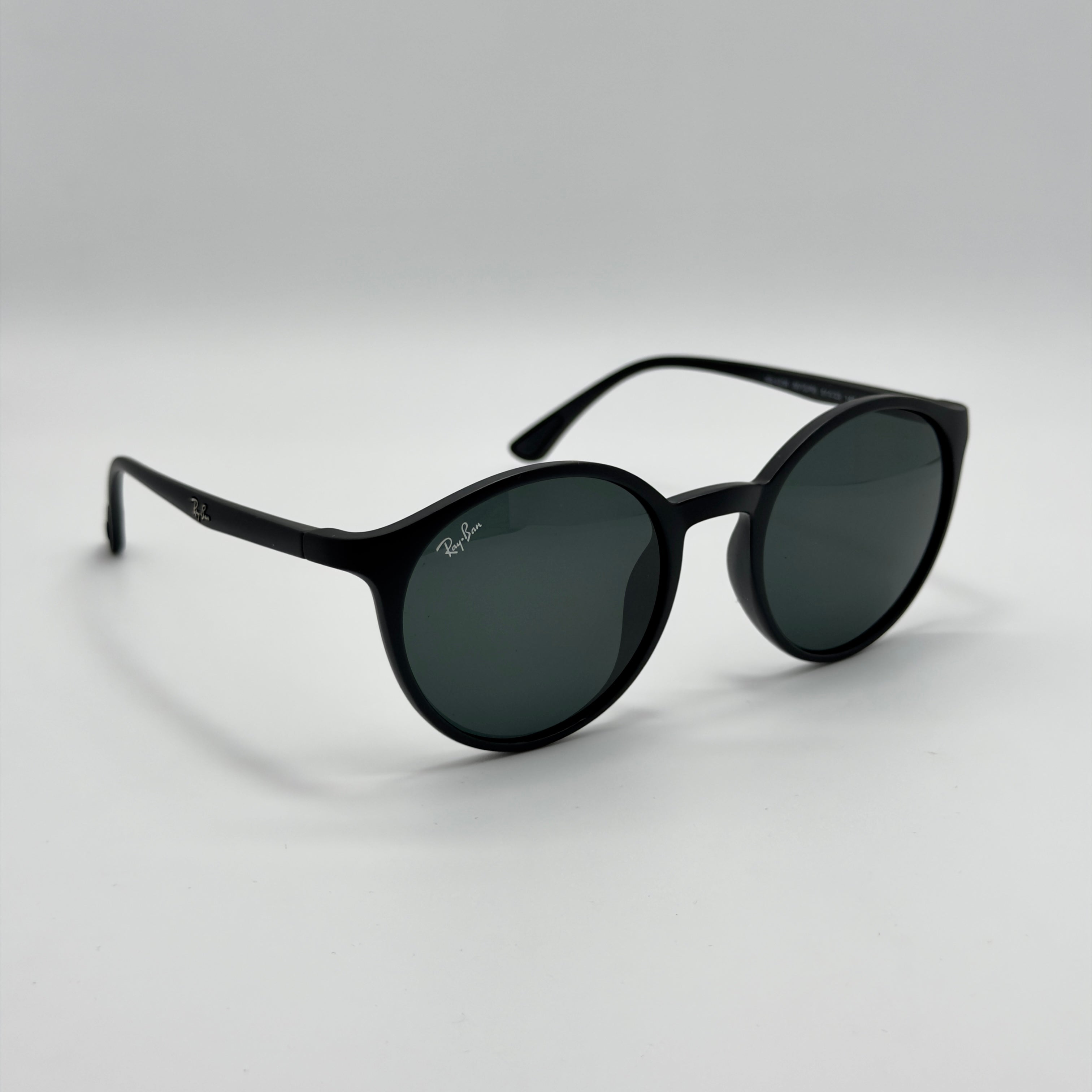 Ray-Ban — RB4336 Phantos / Ronde