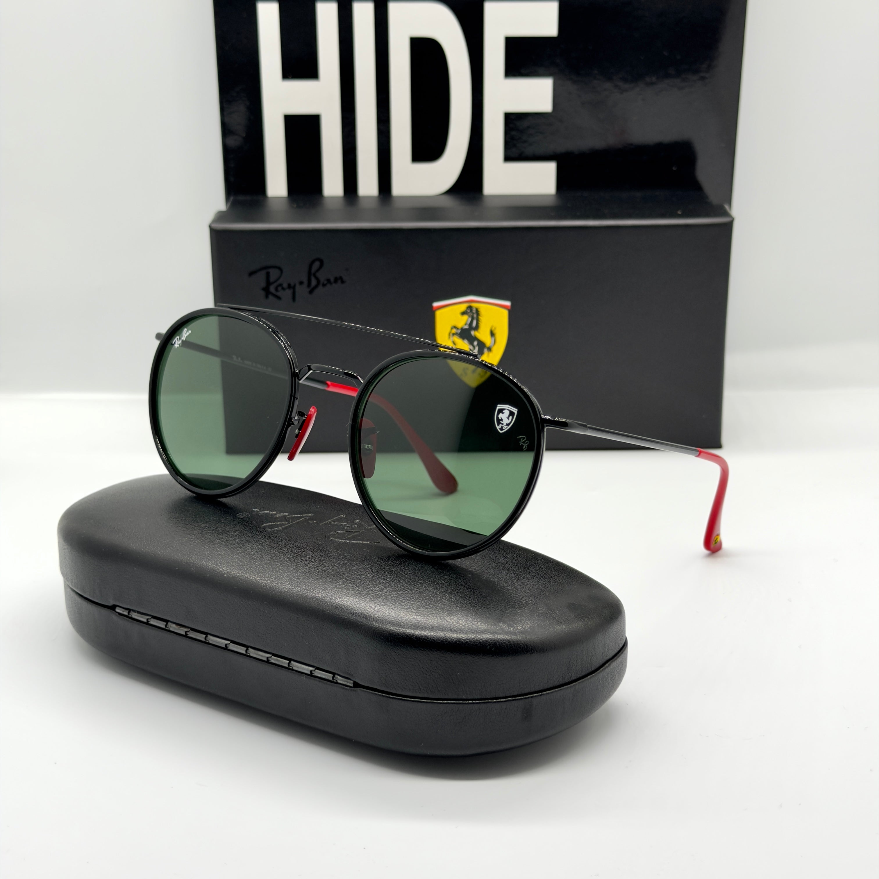 RB3647-M Scuderia Ferrari Collection