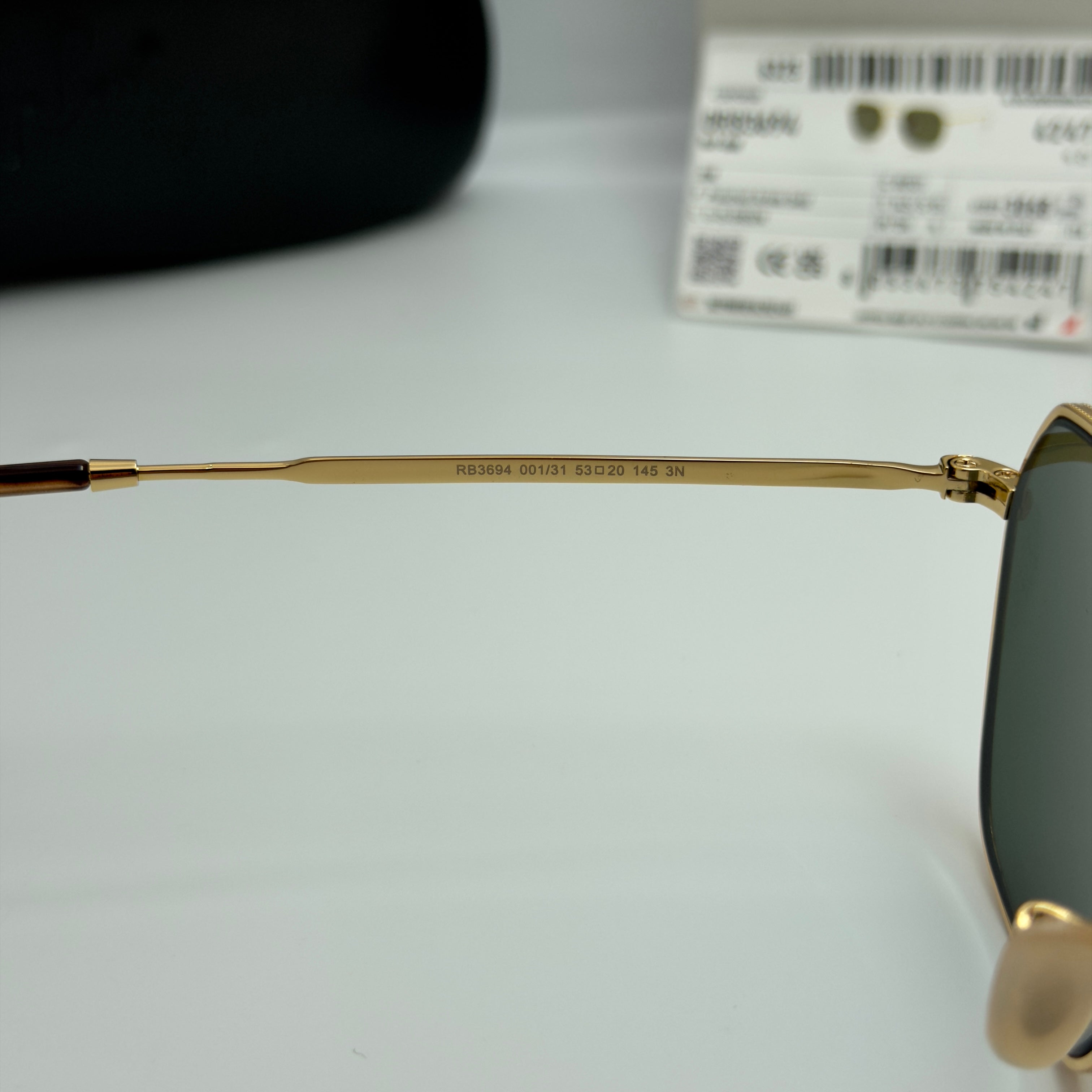 Ray-Ban RB3694 (Silhouette Géométrique)