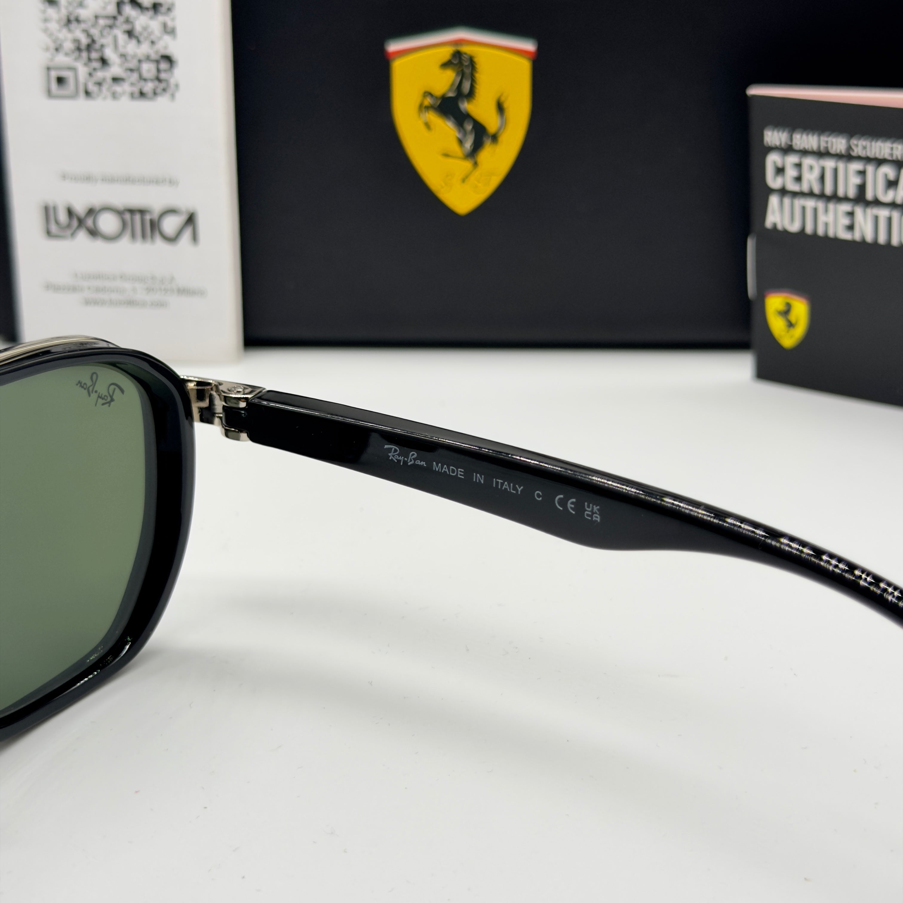 Scuderia Ferrari RB3676M – Gunmetal / Blue