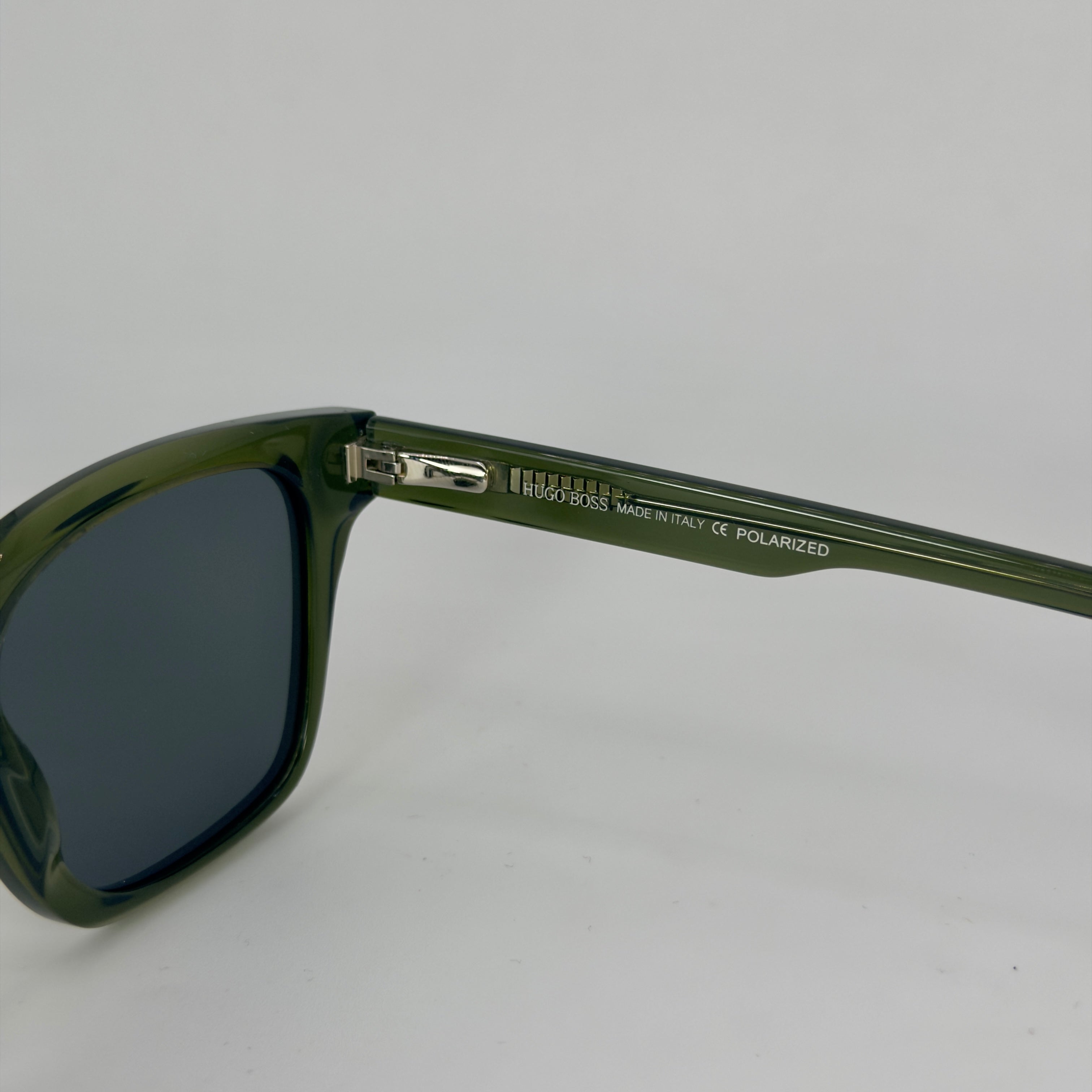 Hugo Boss L721 POLARIZED— polarisées vert transparent / olive