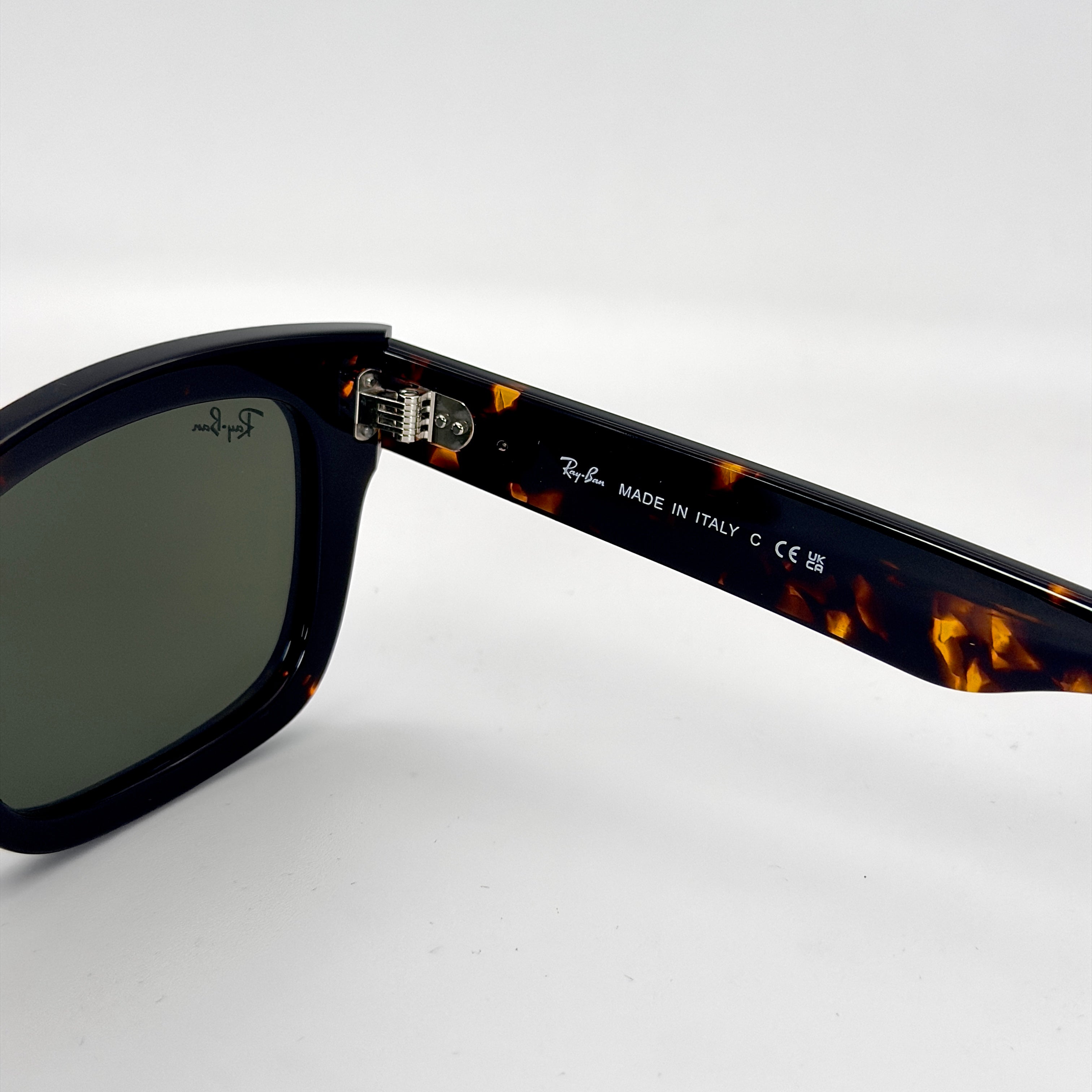 Ray-Ban Burbank RB2283