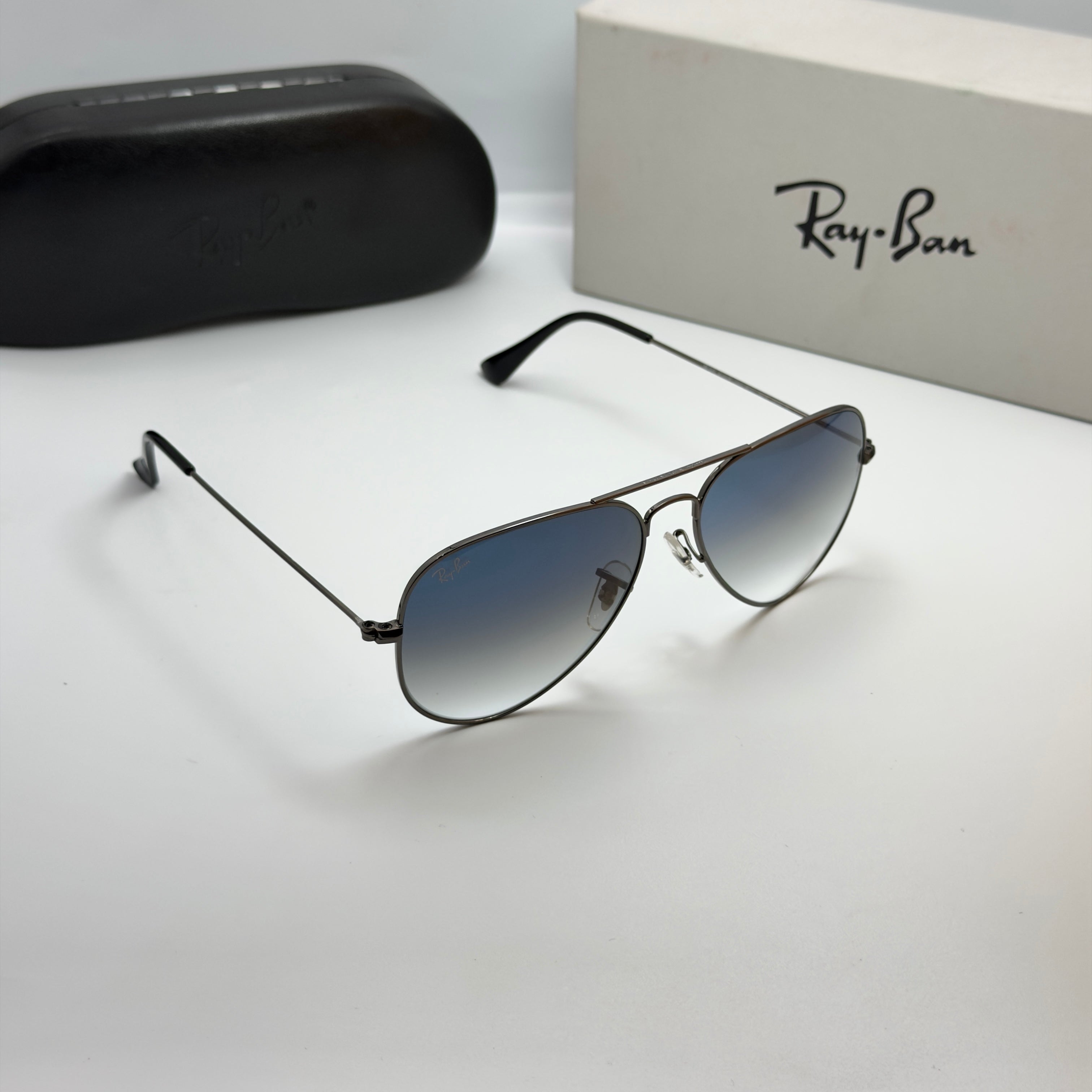 Ray-Ban Aviator RB3025 – Gunmetal & Verres Minéraux Bleu Dégradé
