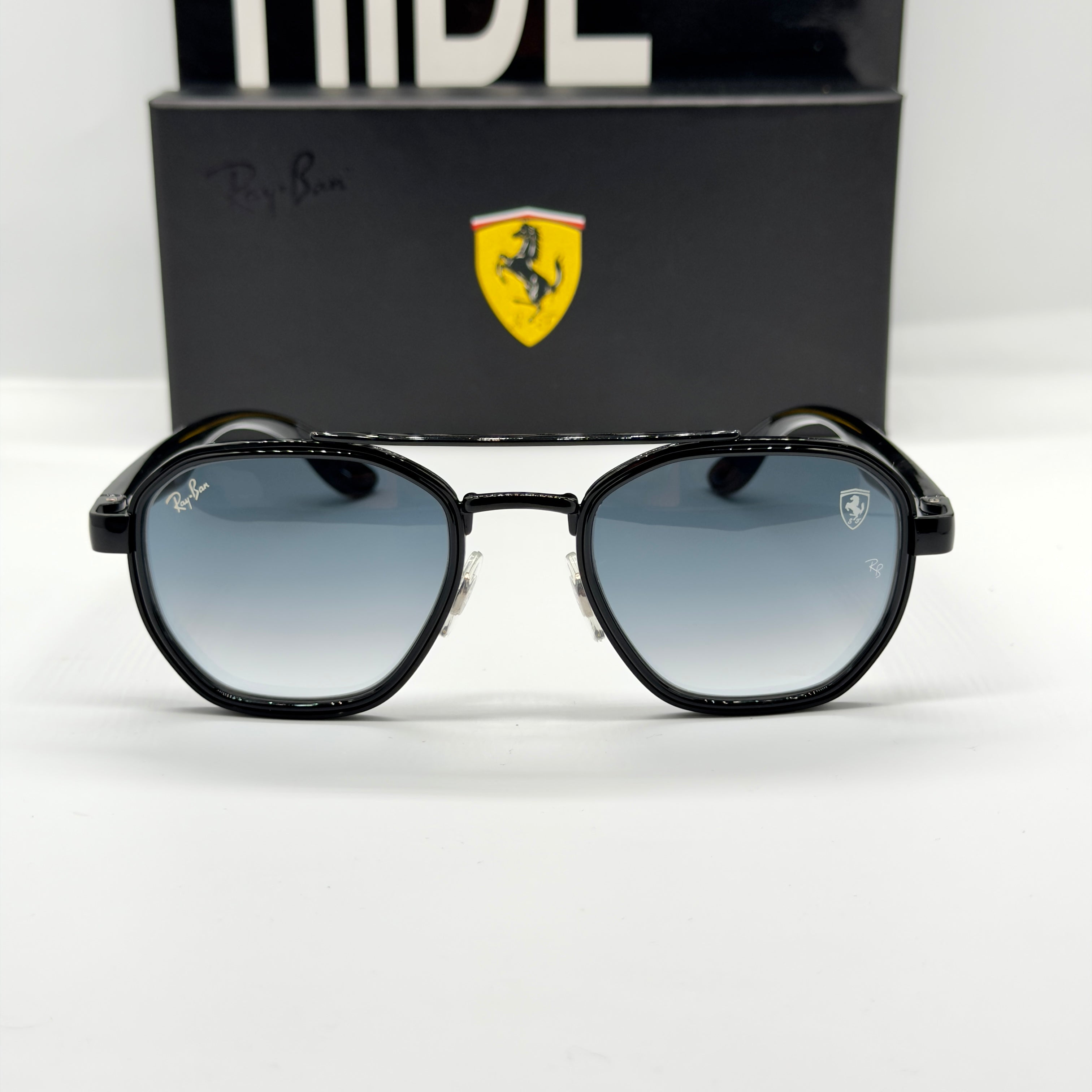 RB3676-M Scuderia Ferrari Collection