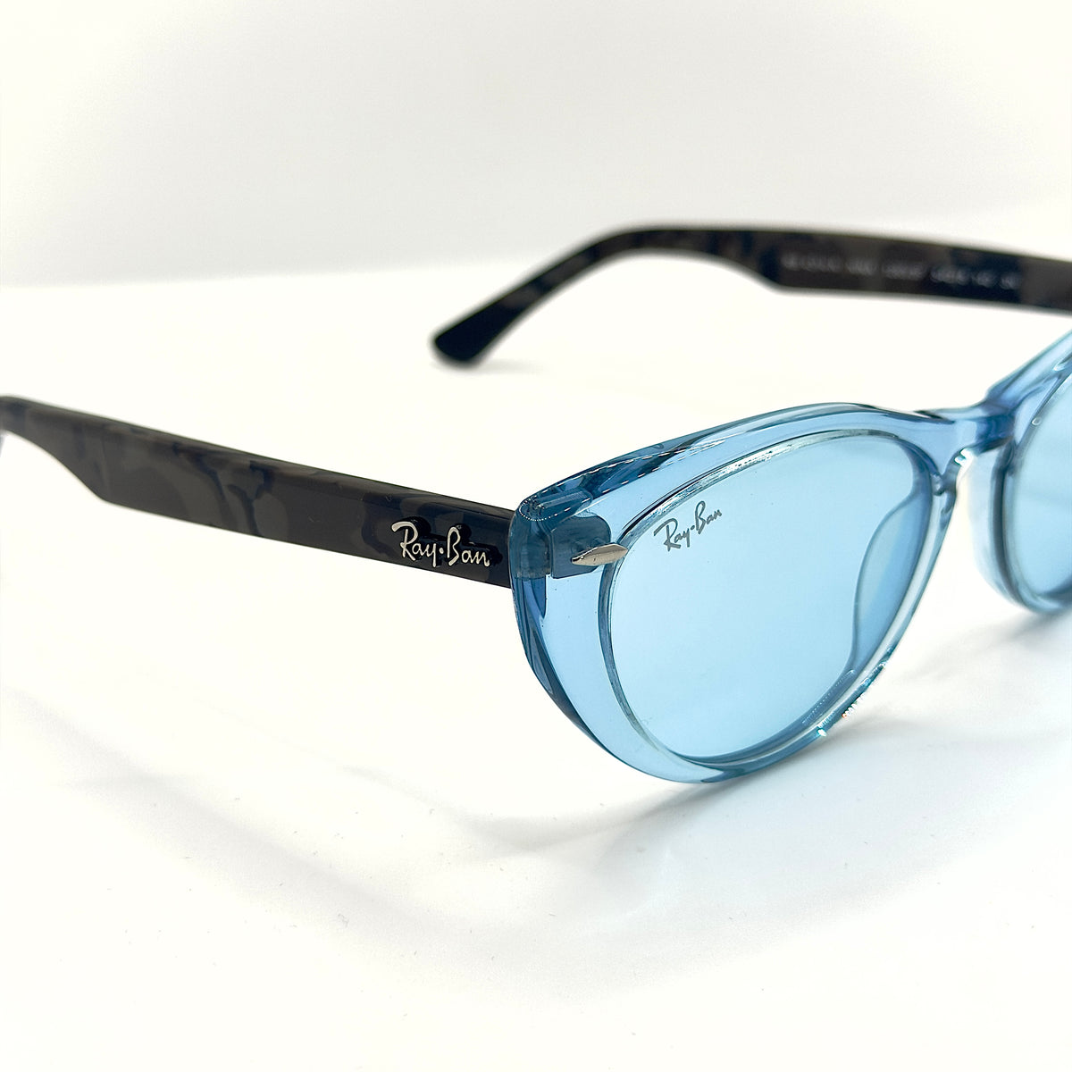 Ray-Ban Nina RB4314-N 1283/3F – Bleu transparent