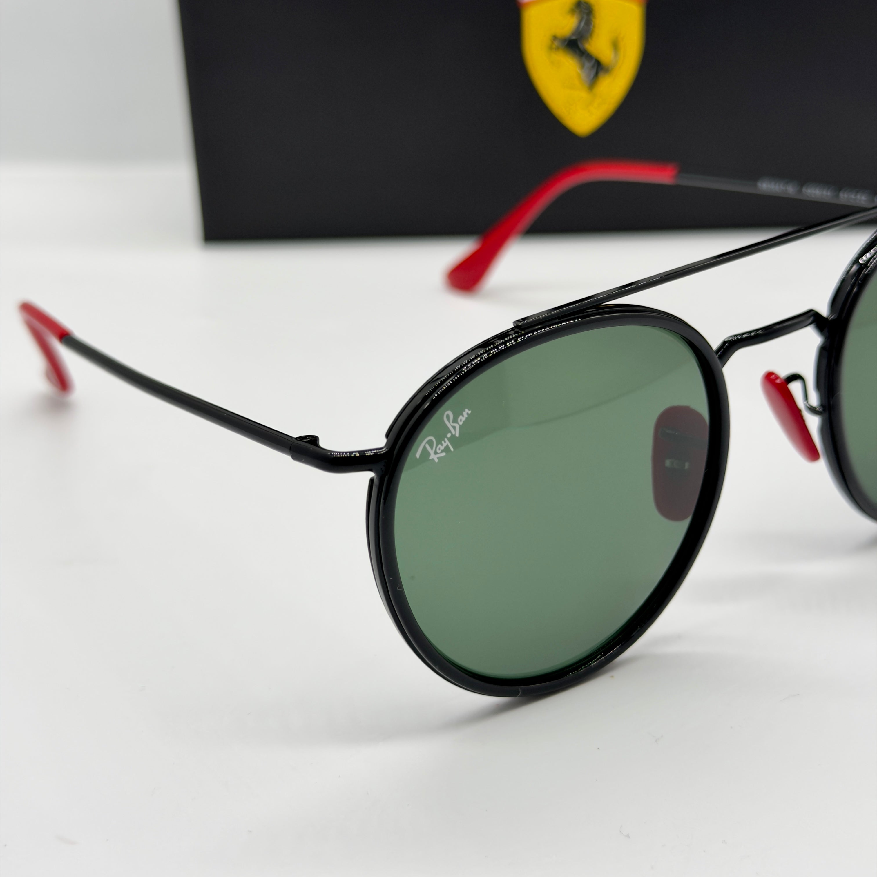 RB3647-M Scuderia Ferrari Collection