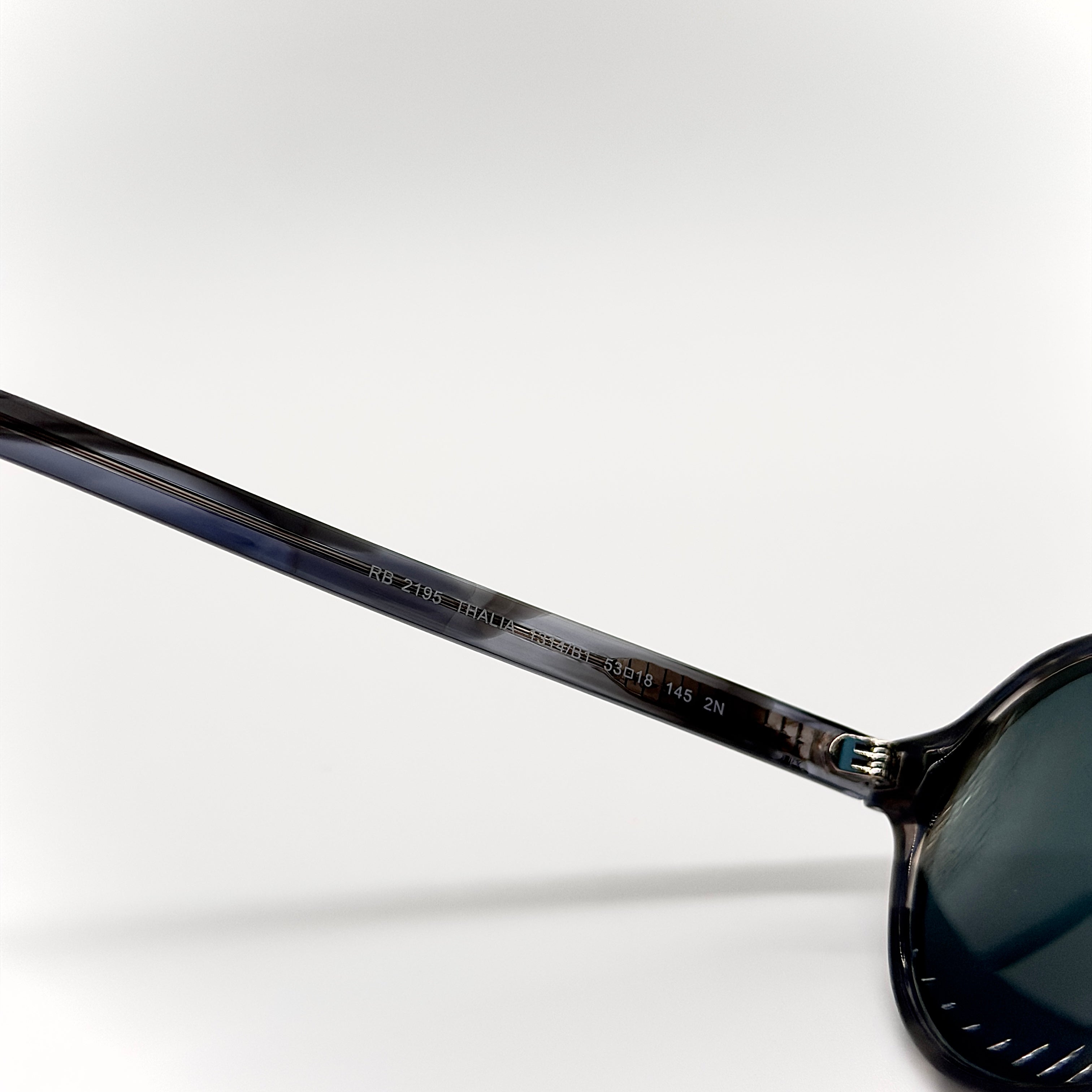 Ray-Ban RB2195 Thalia Transparent Grey