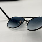 Ray-Ban RB3688 Classic Metal