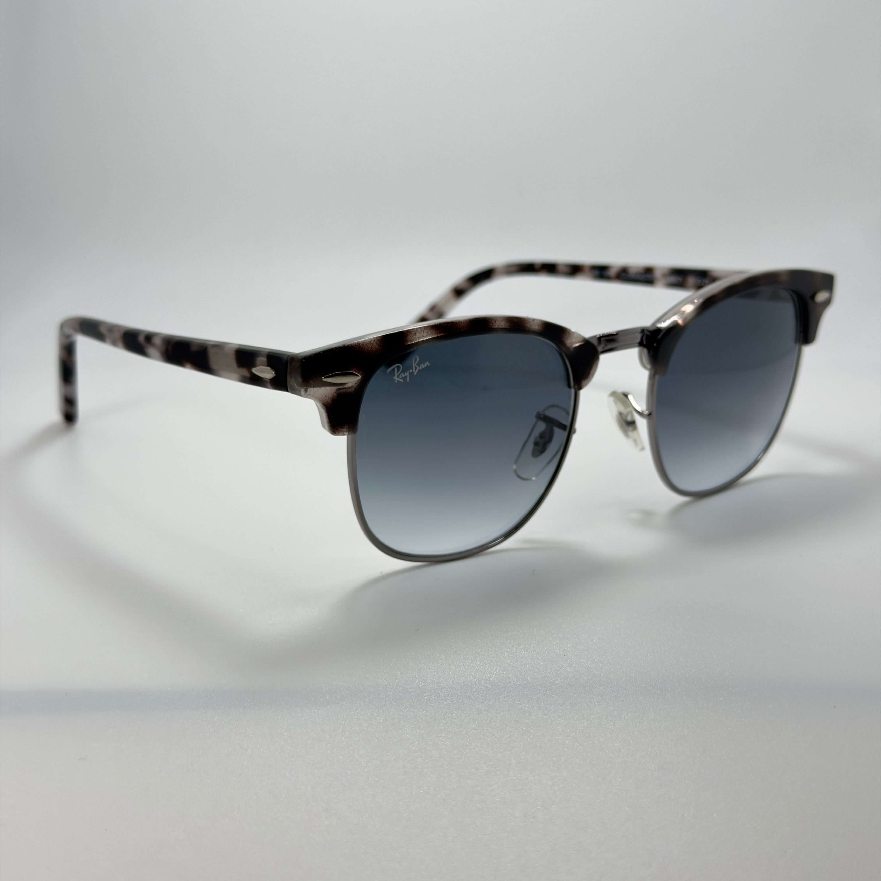 Ray-Ban Clubmaster Classic RB3016 1366/71