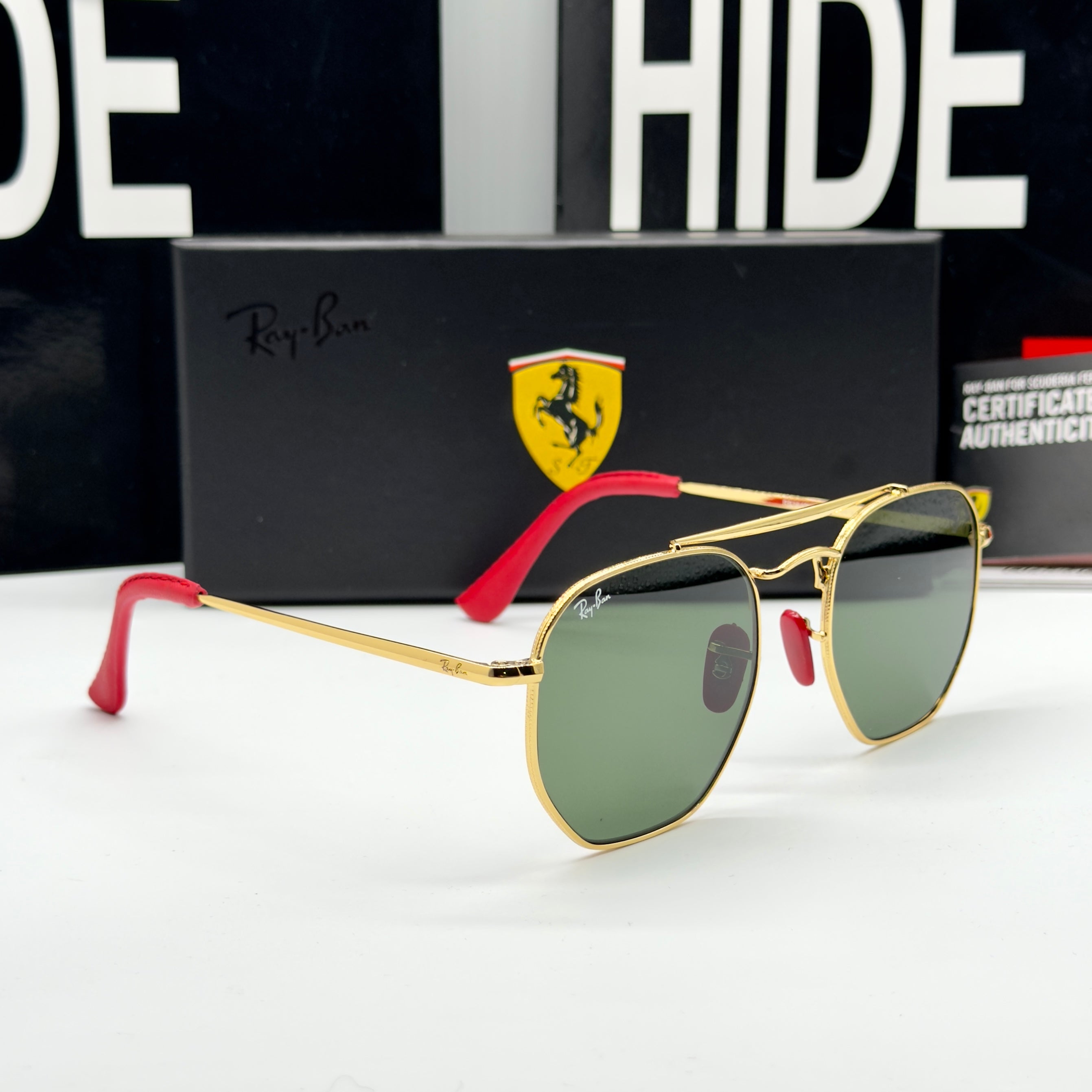 RB3648-NM 001  Marshal Gold
