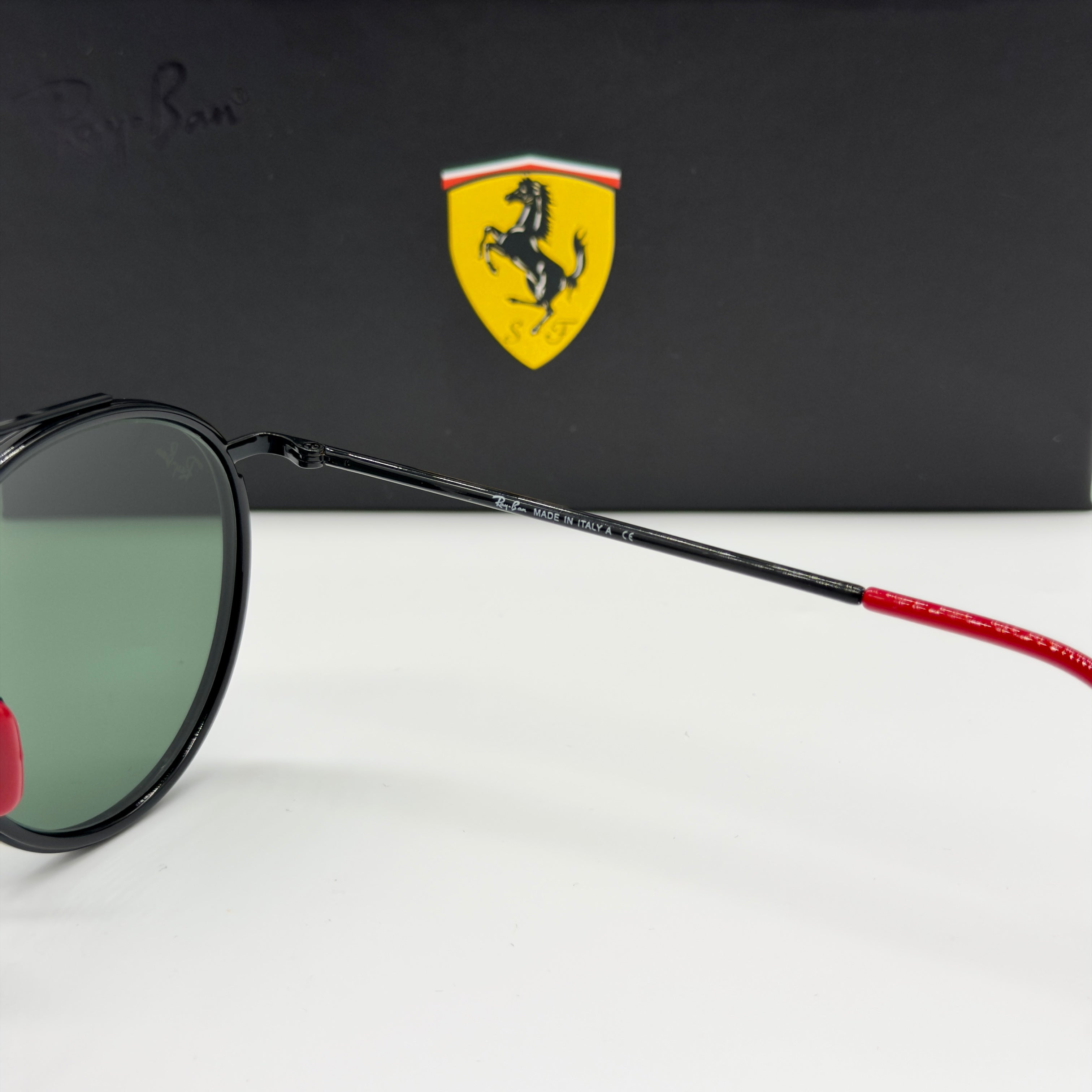 RB3647-M Scuderia Ferrari Collection