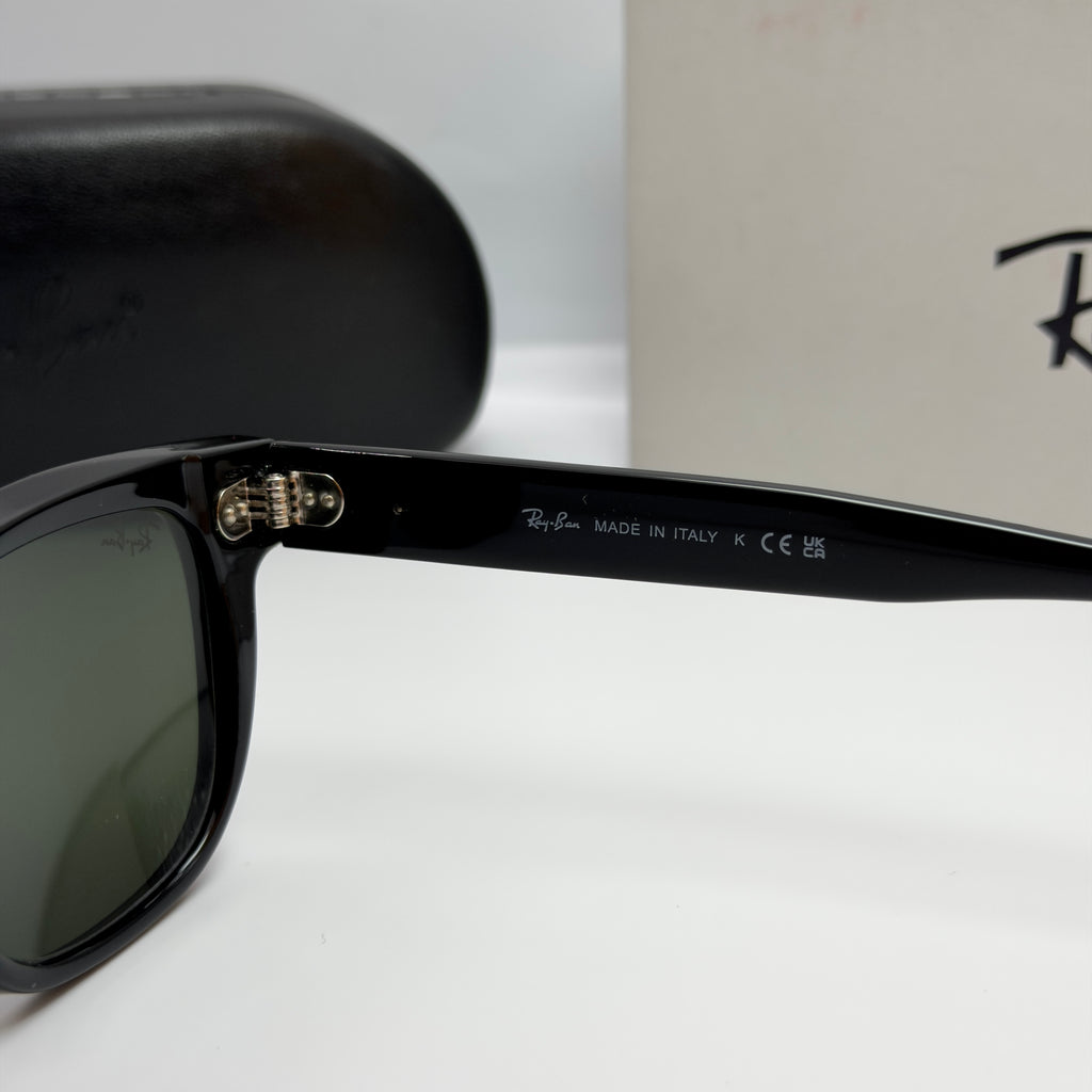 Ray-Ban RB0880S – Classic Retro Edition
