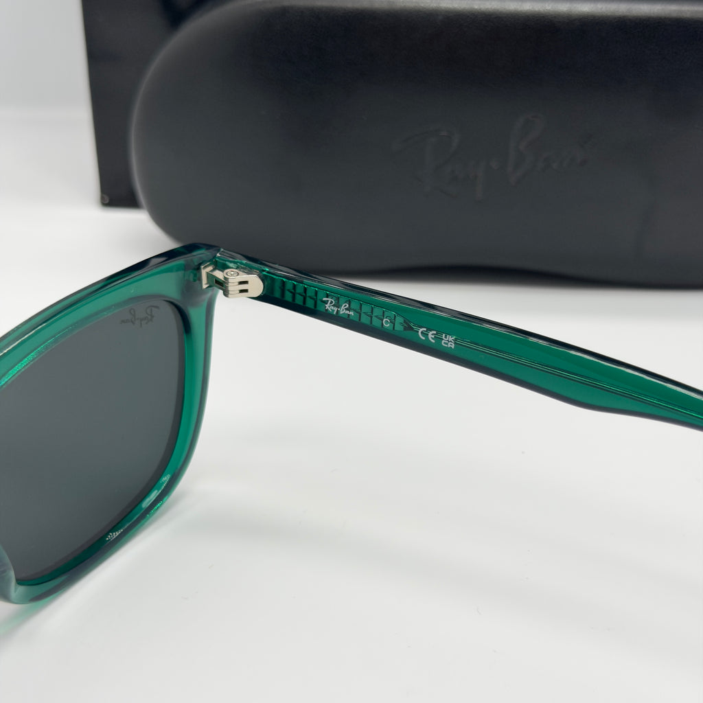RB4439D Oversize Vert émeraude