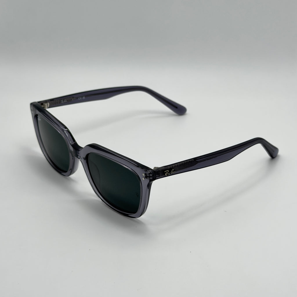 RB4439D 6875/87 Carrée / Oversize